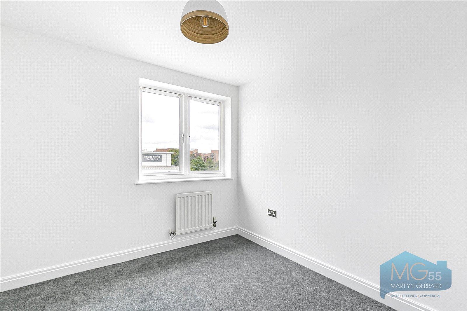 2 bedroom Apartment for sale - Martyn Gerrard