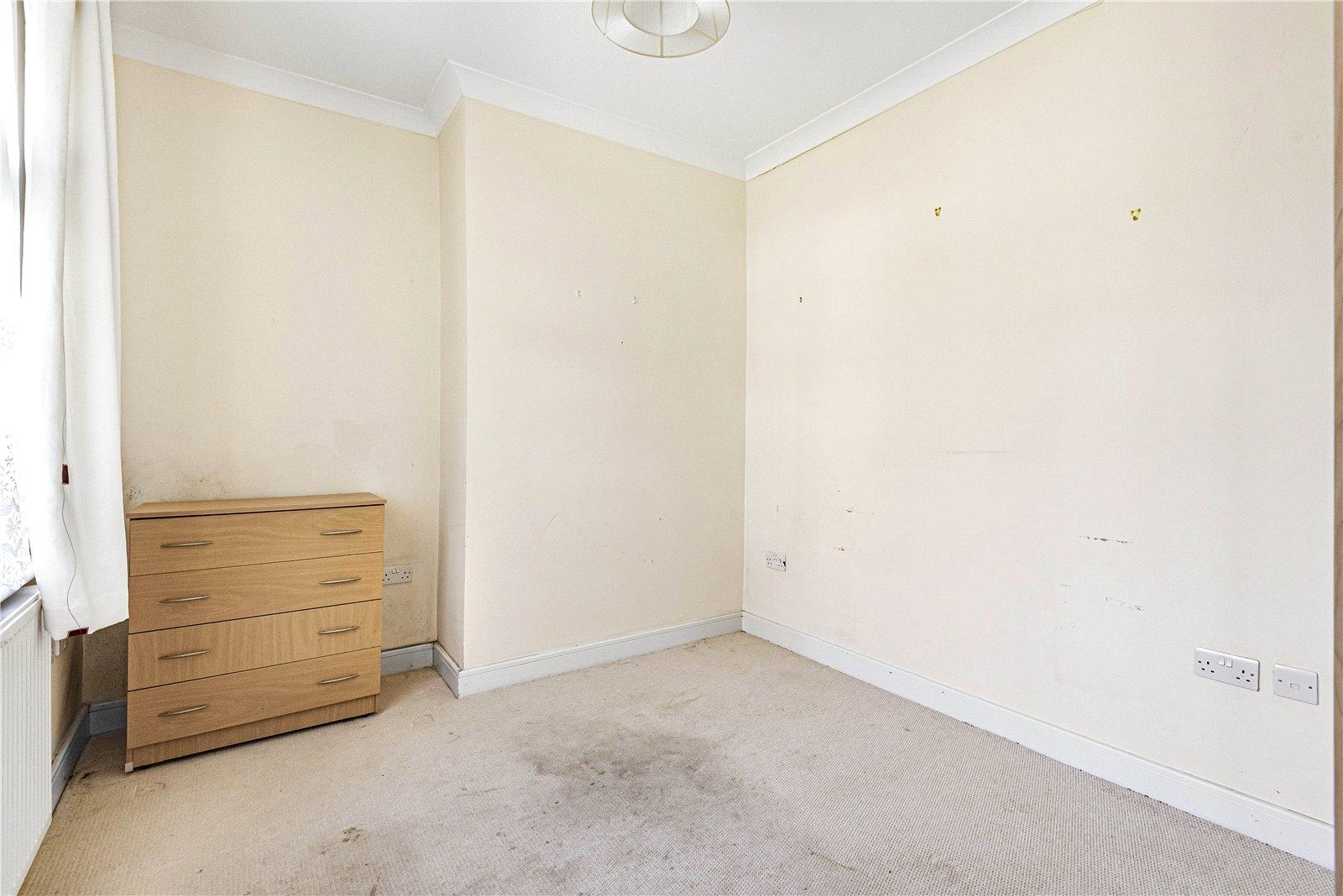 2 bedroom Semi-Detached Bungalow for sale - Martyn Gerrard