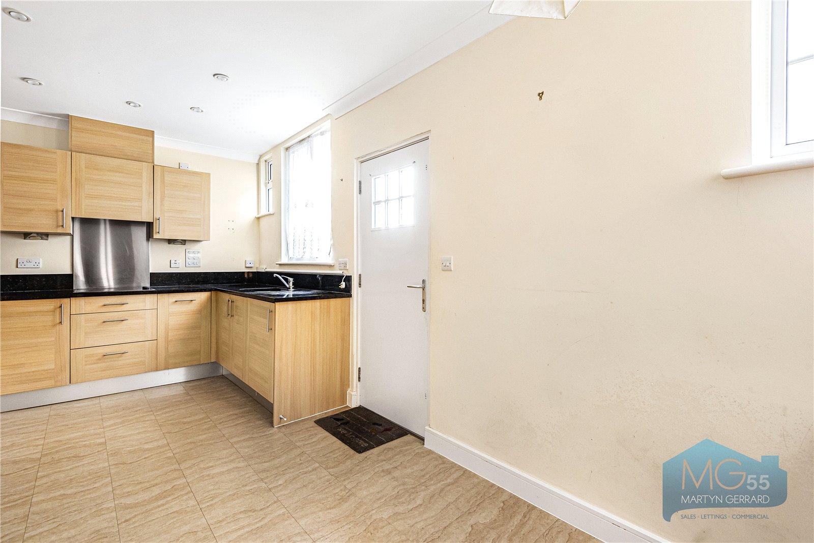 2 bedroom Semi-Detached Bungalow for sale - Martyn Gerrard