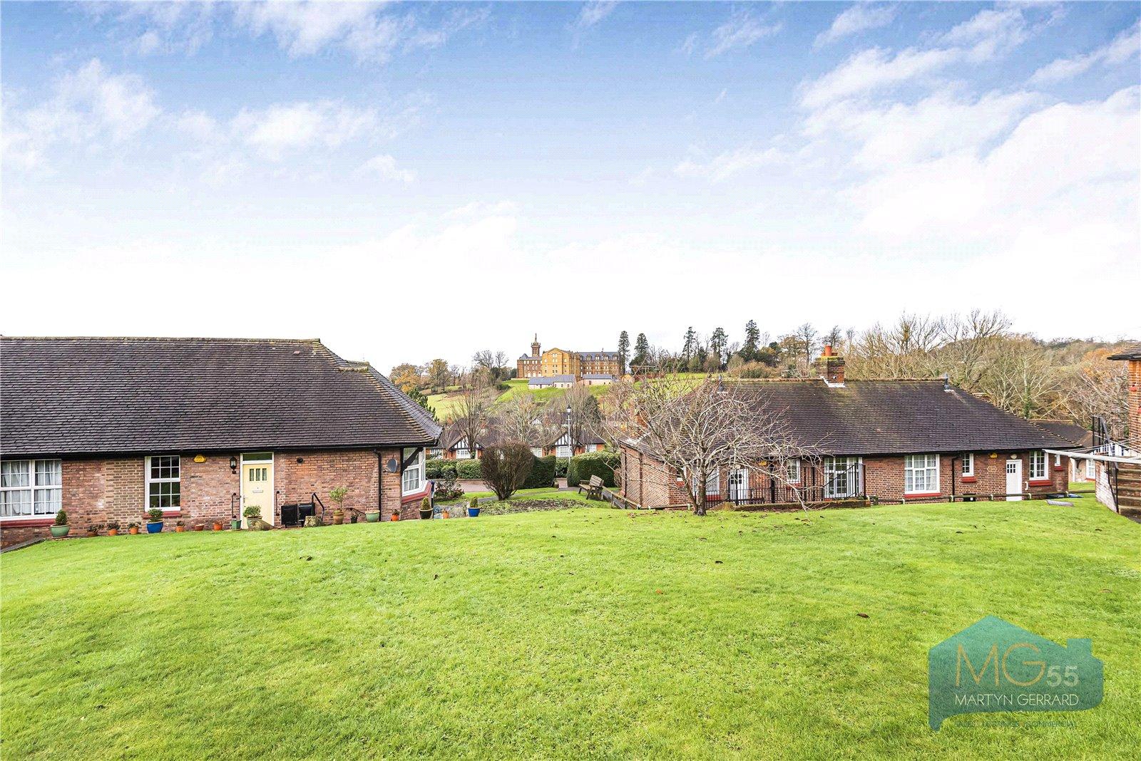 2 bedroom Semi-Detached Bungalow for sale - Martyn Gerrard