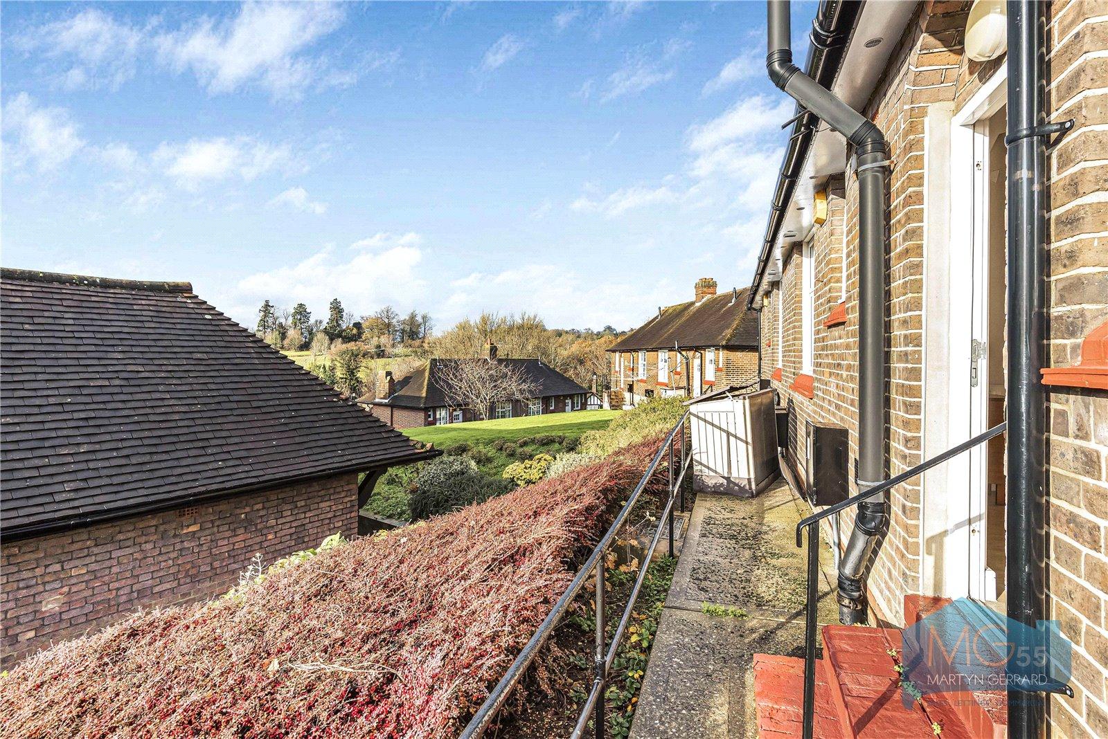 2 bedroom Semi-Detached Bungalow for sale - Martyn Gerrard