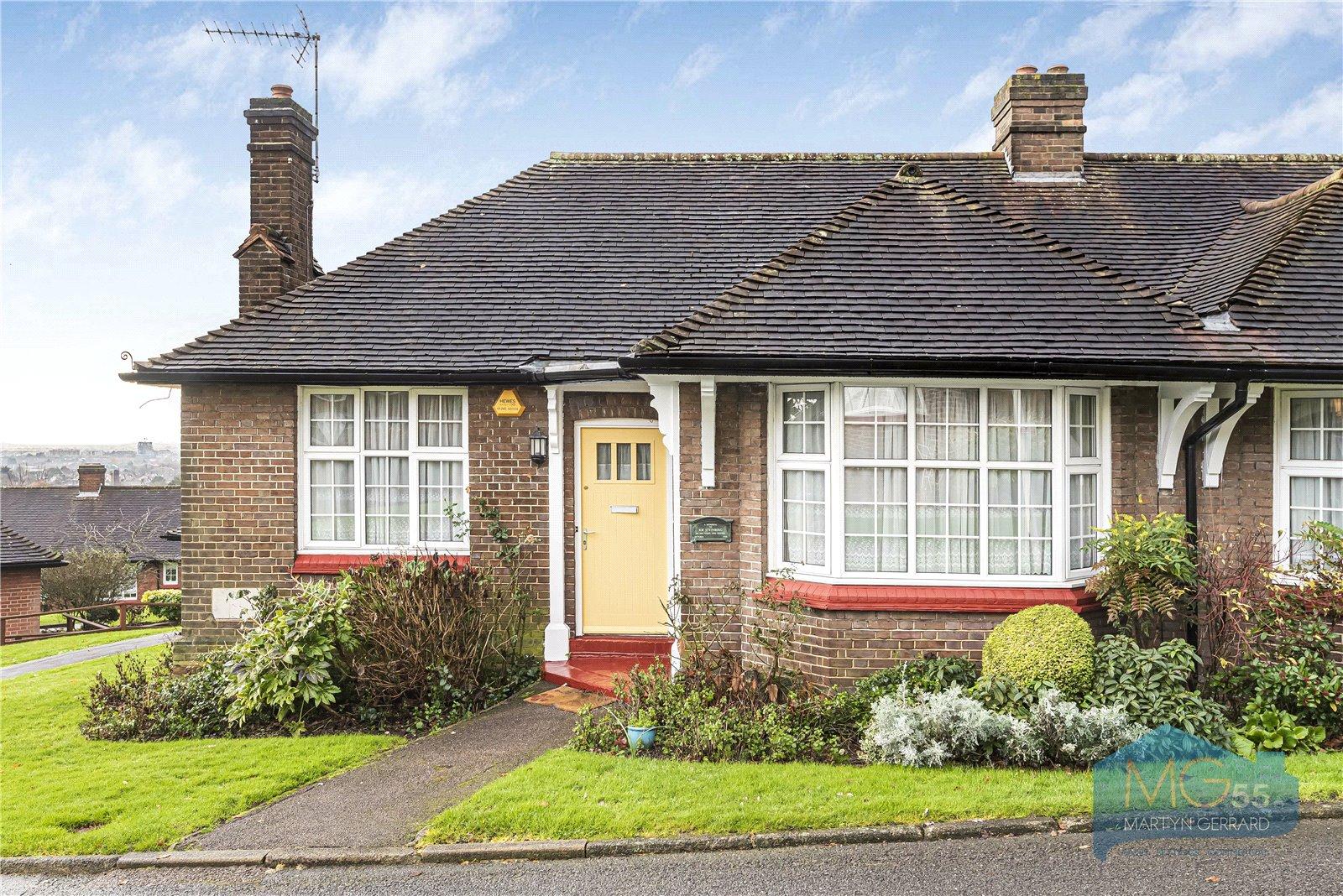 2 bedroom Semi-Detached Bungalow for sale - Martyn Gerrard