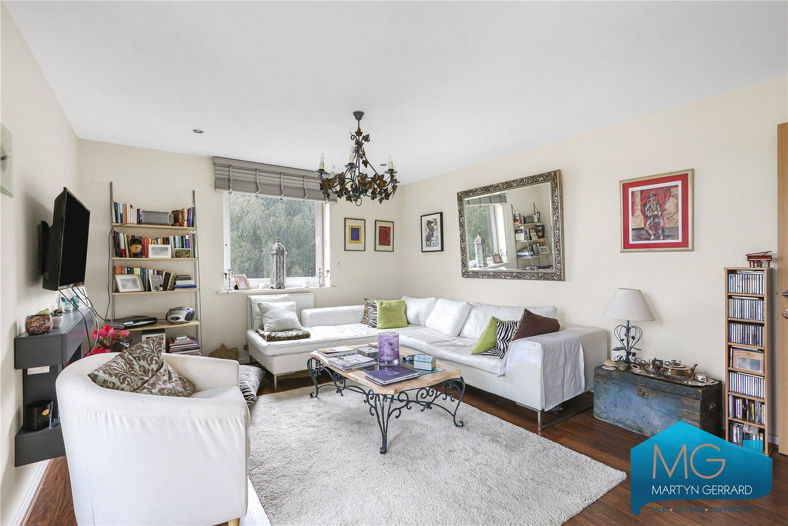 2 bedroom Apartment for sale - Martyn Gerrard