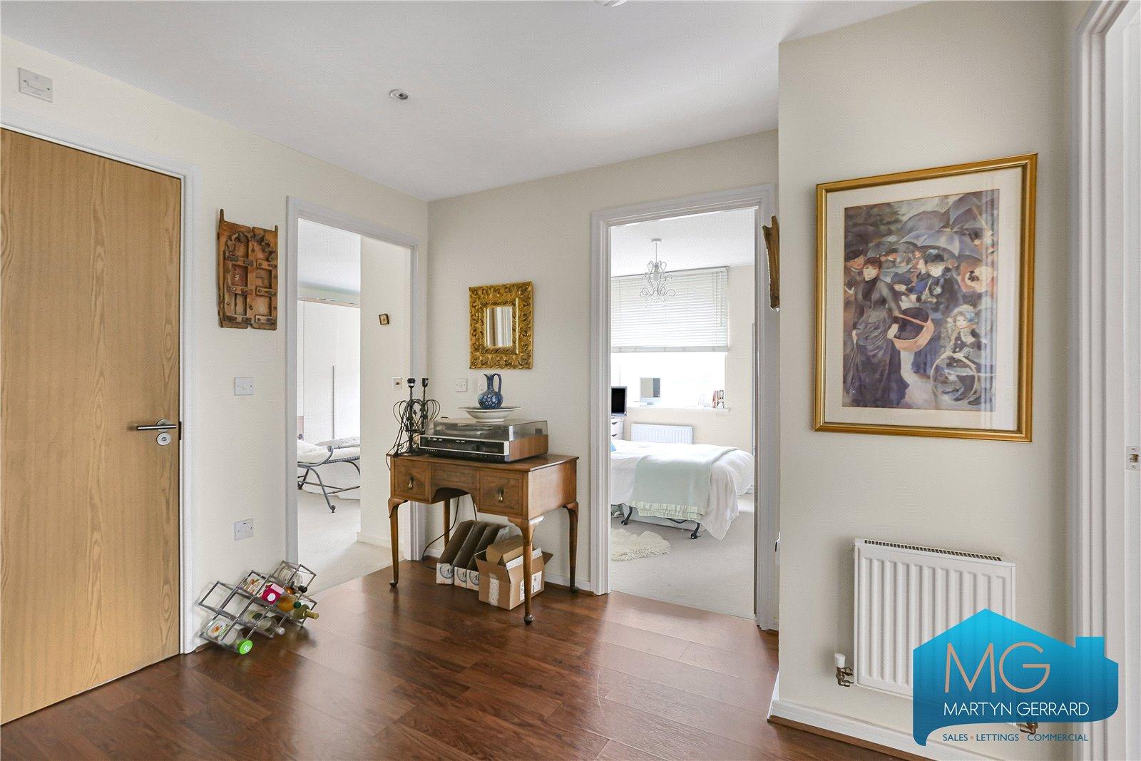 2 bedroom Apartment for sale - Martyn Gerrard