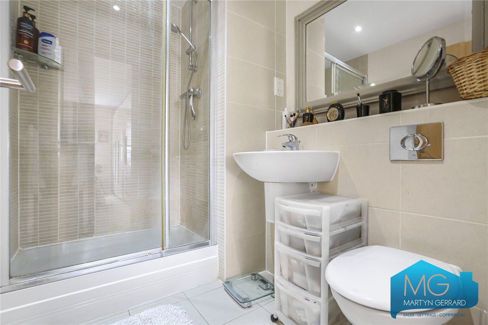 2 bedroom Apartment for sale - Martyn Gerrard