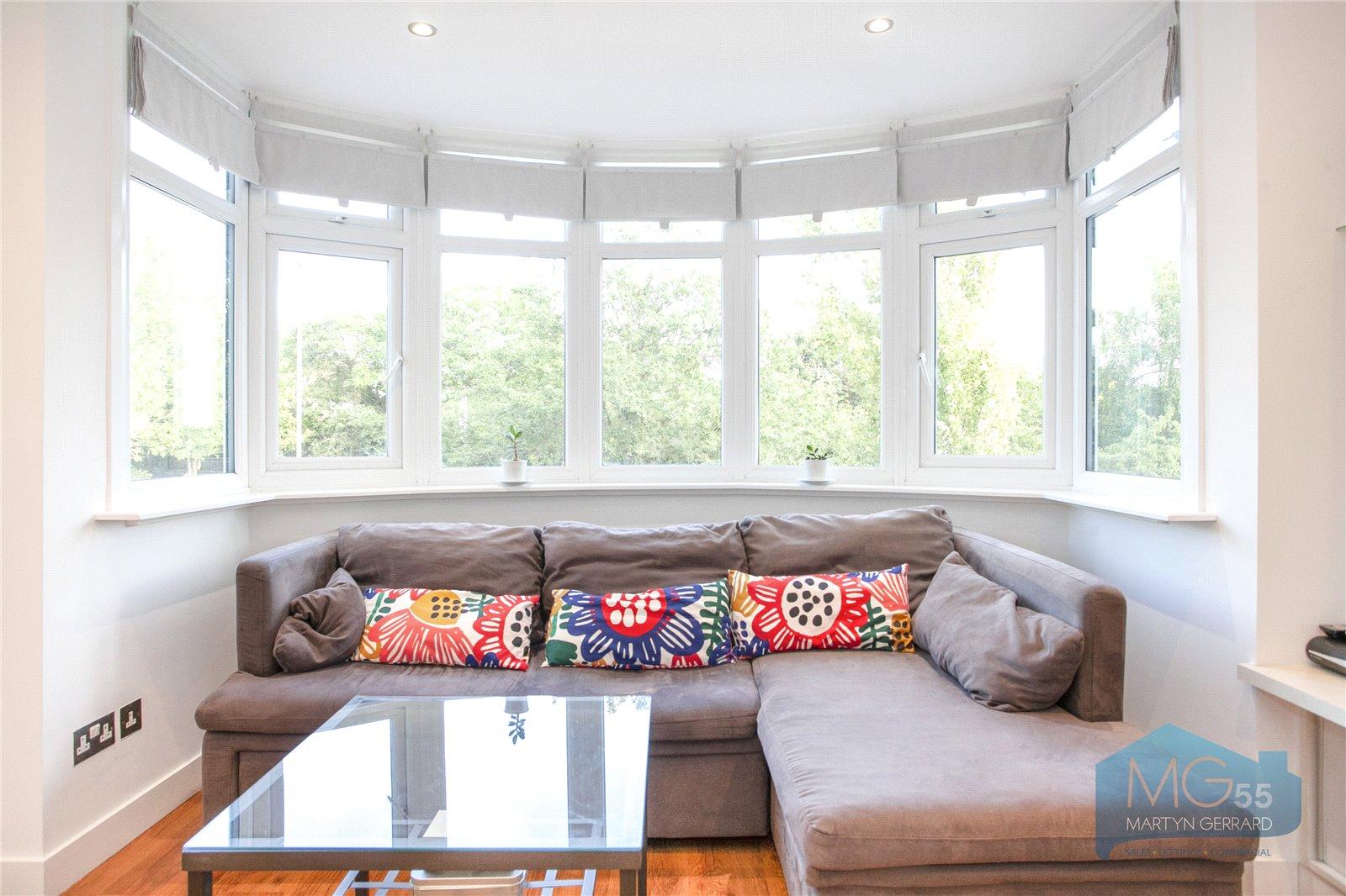 1 bedroom Apartment for sale - Martyn Gerrard