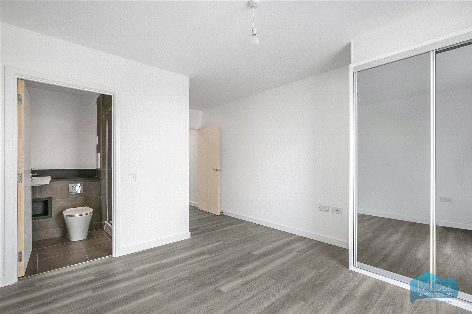 2 bedroom Apartment to rent - Martyn Gerrard