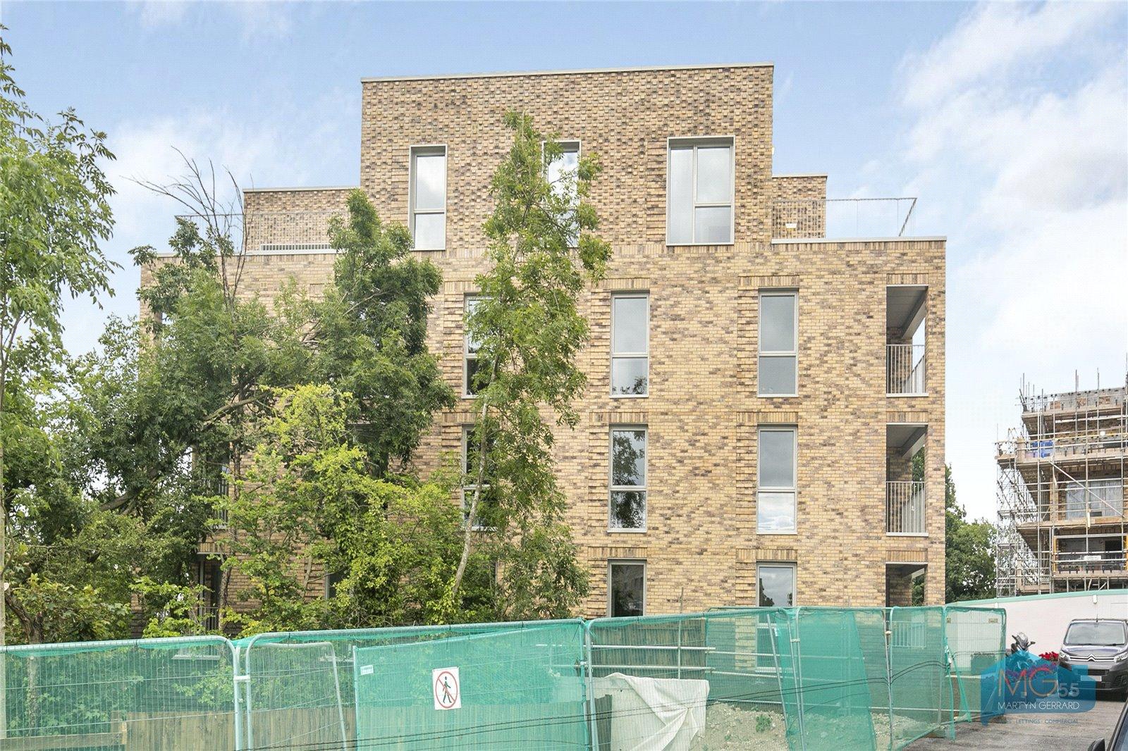 2 bedroom Apartment to rent - Martyn Gerrard