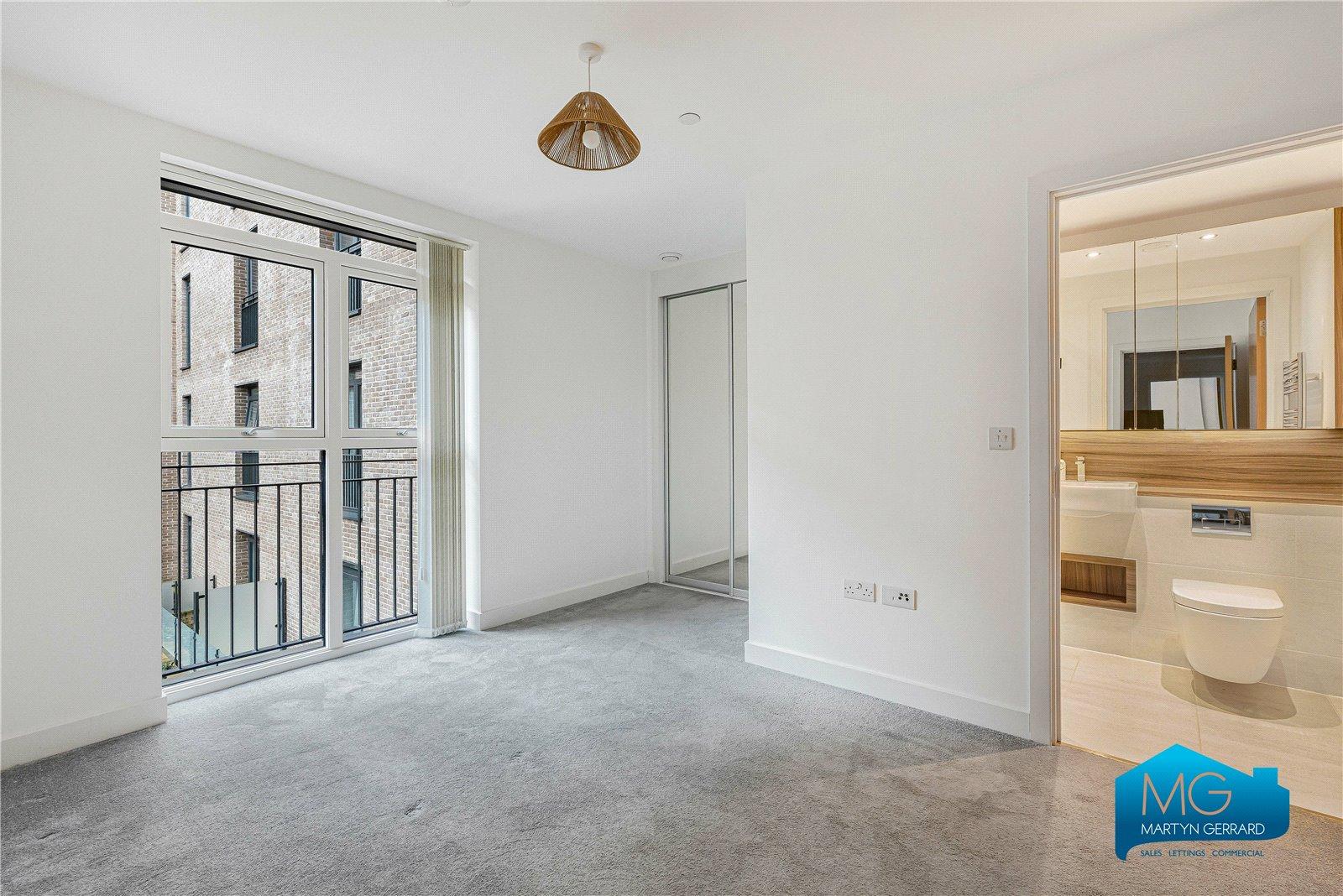 2 bedroom Apartment to rent - Martyn Gerrard