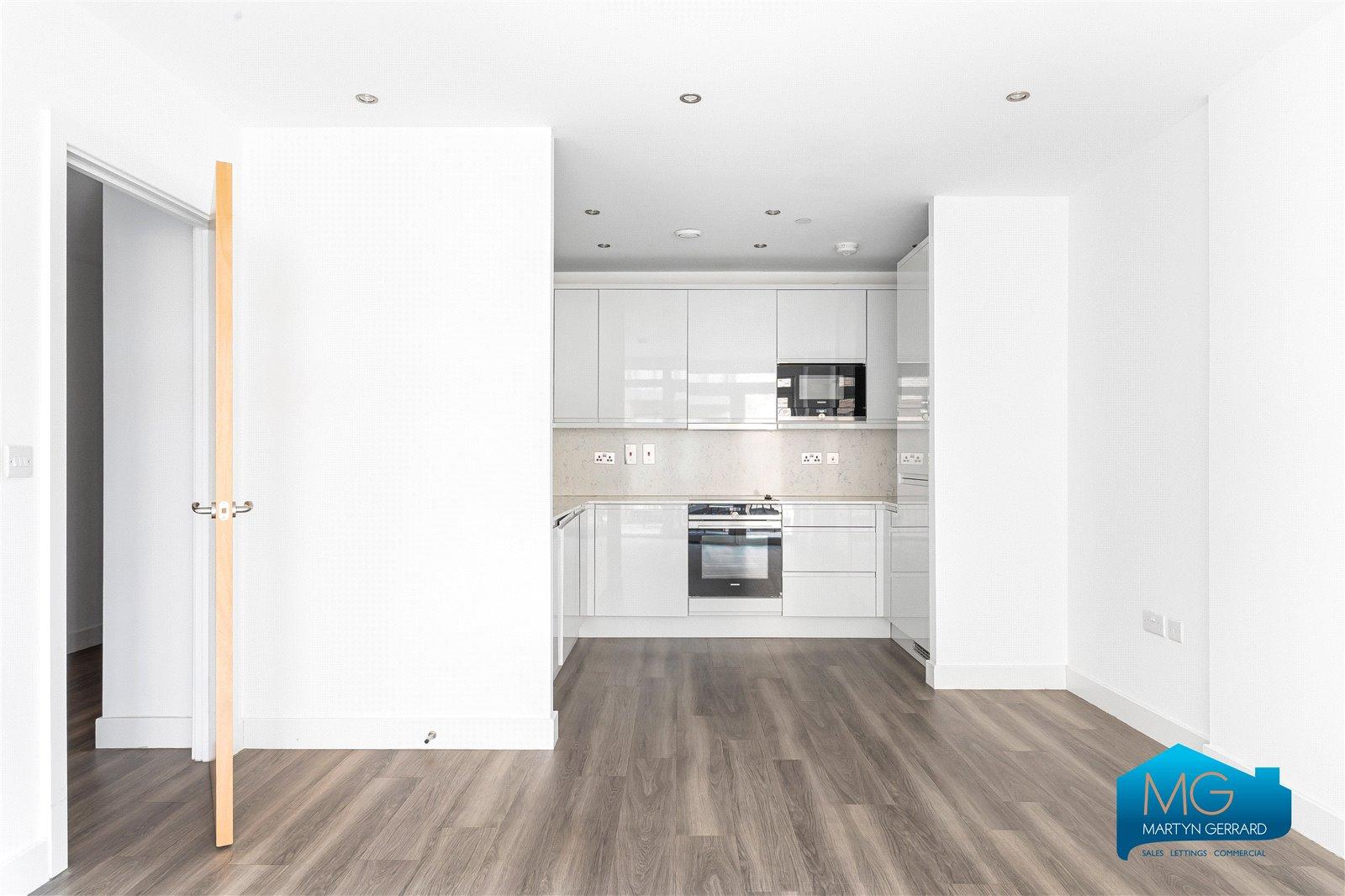 2 bedroom Apartment to rent - Martyn Gerrard