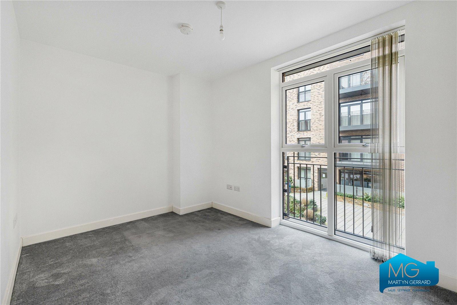 2 bedroom Apartment to rent - Martyn Gerrard