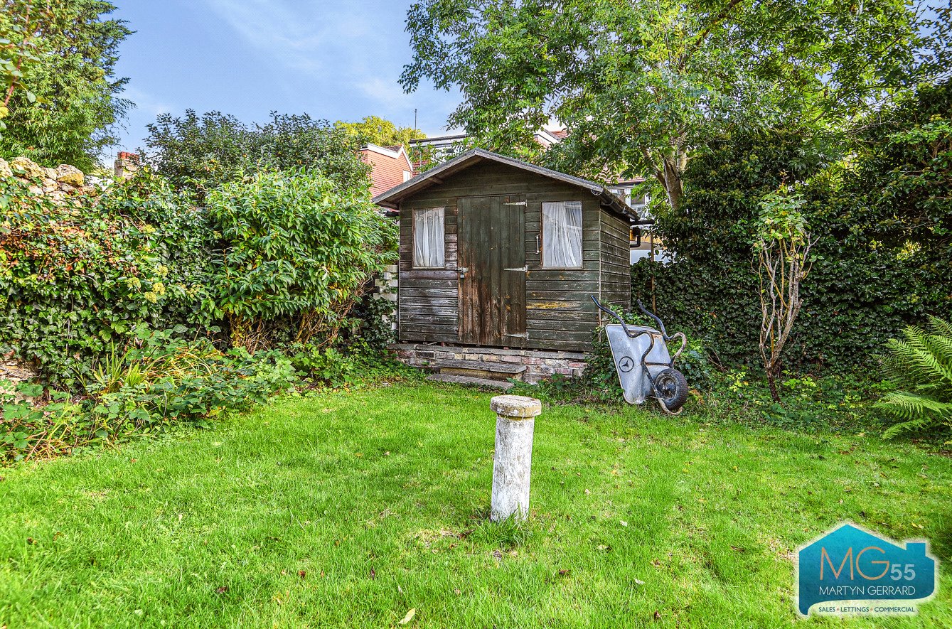 3 bedroom Property to rent - Martyn Gerrard