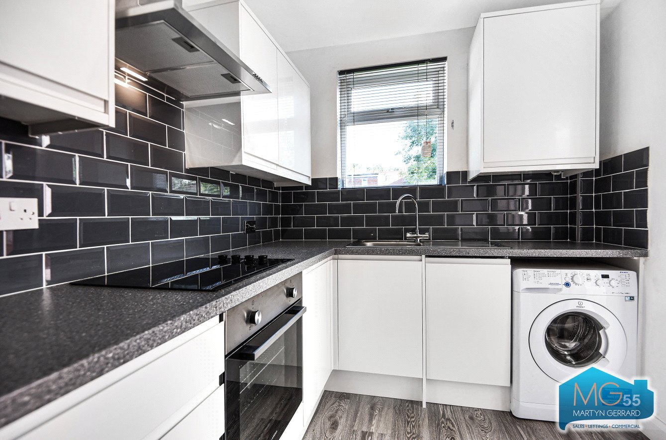 3 bedroom Property to rent - Martyn Gerrard