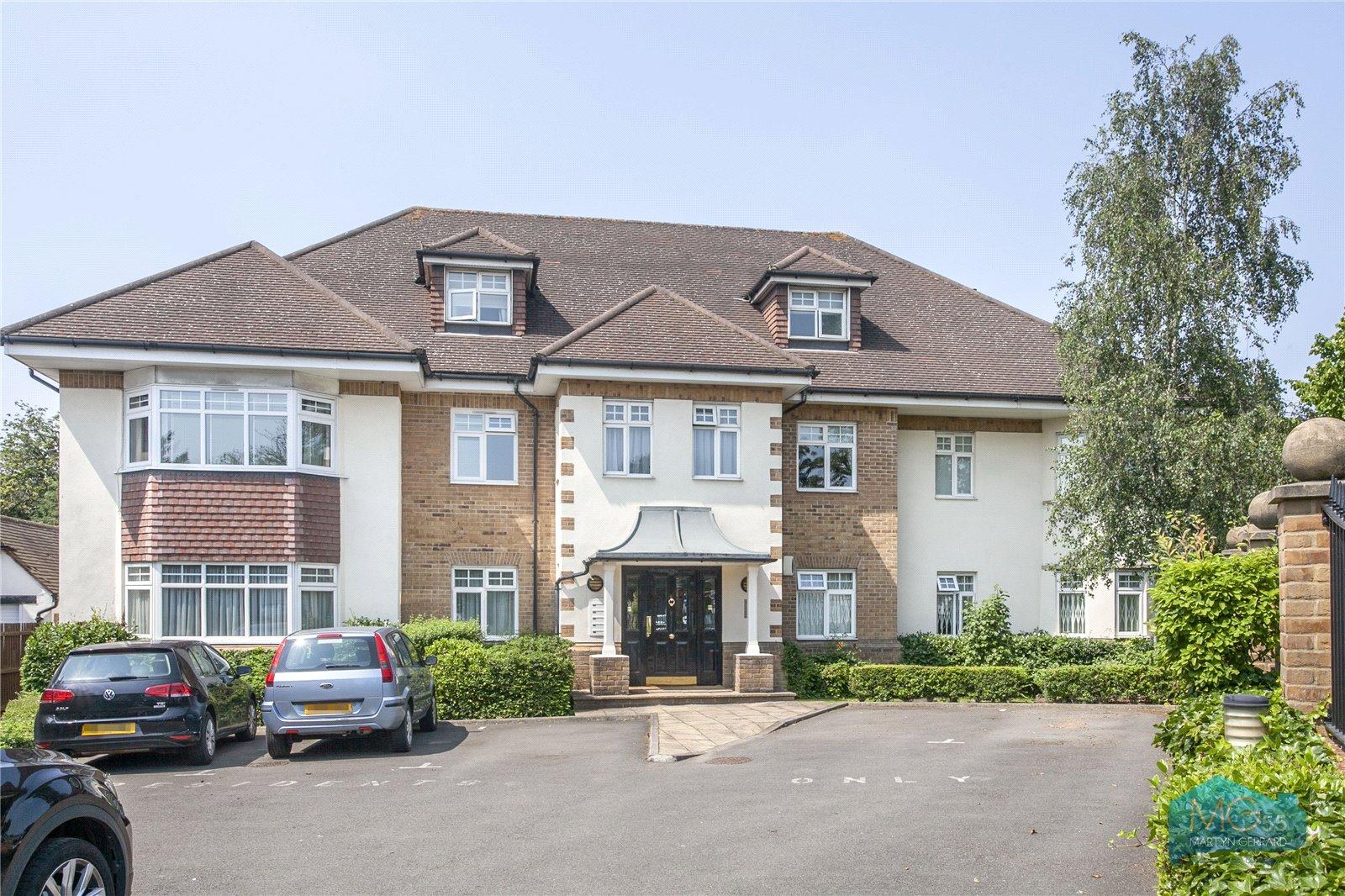 2 bedroom Apartment to rent - Martyn Gerrard