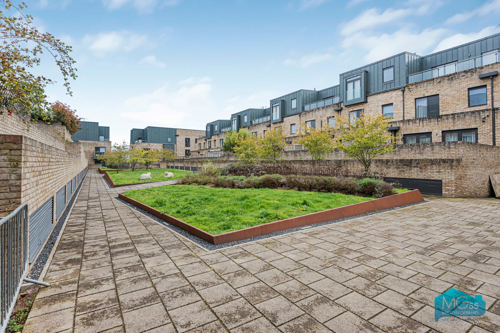1 bedroom Apartment to rent - Martyn Gerrard