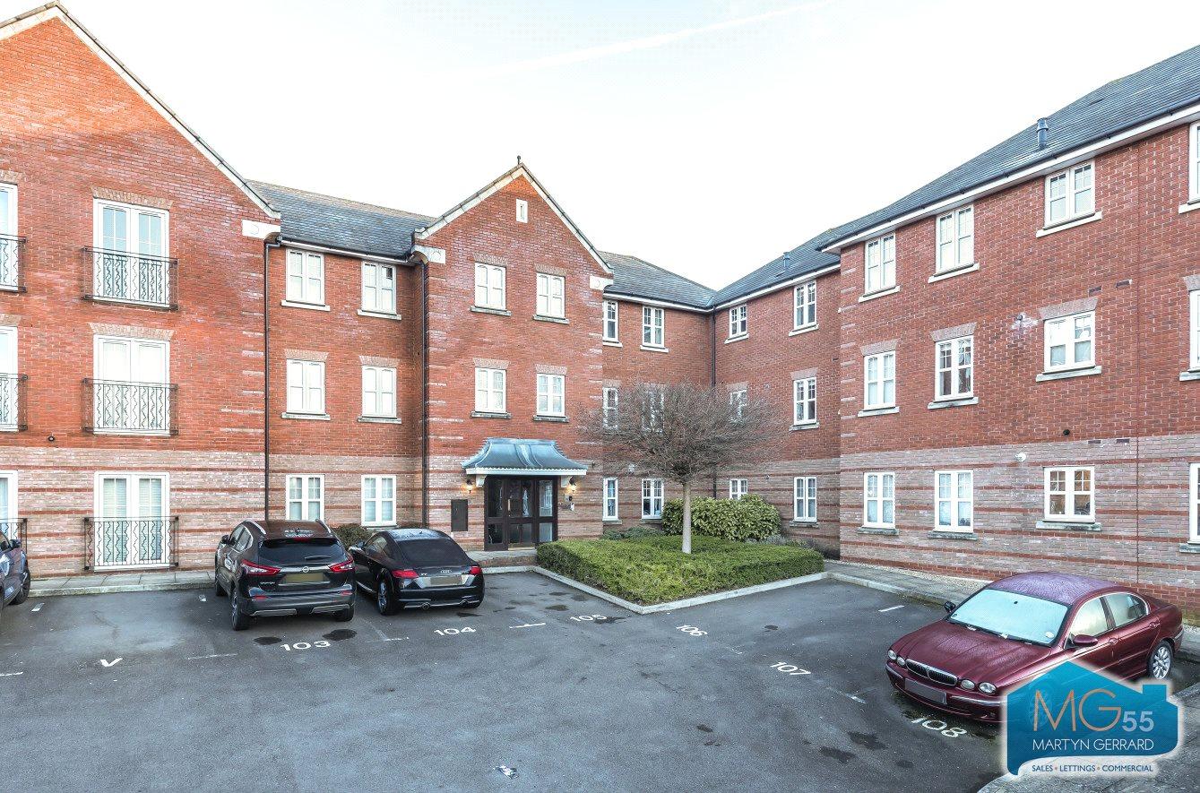2 bedroom Ground Floor Flat to rent - Martyn Gerrard