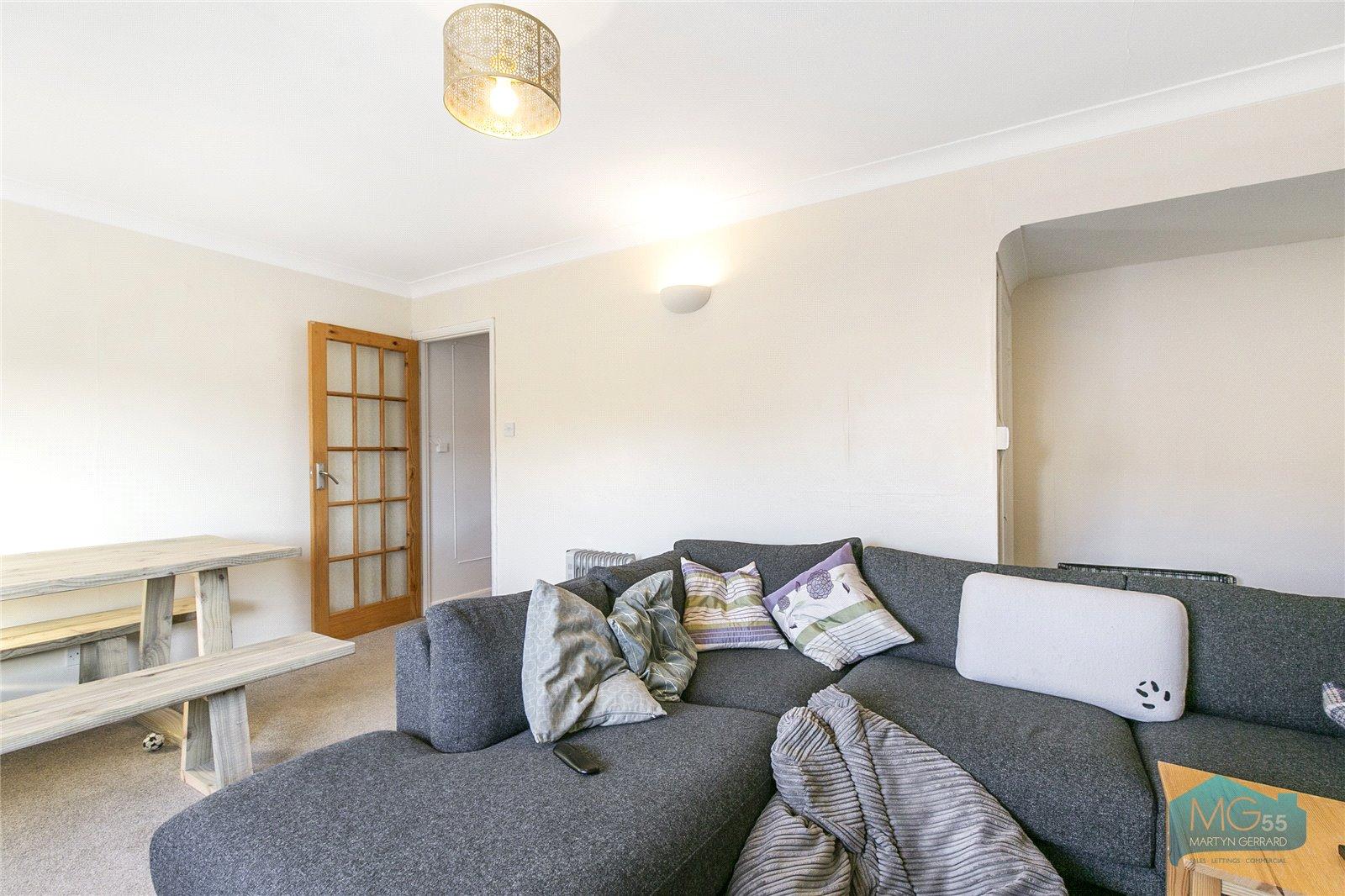 2 bedroom Apartment to rent - Martyn Gerrard