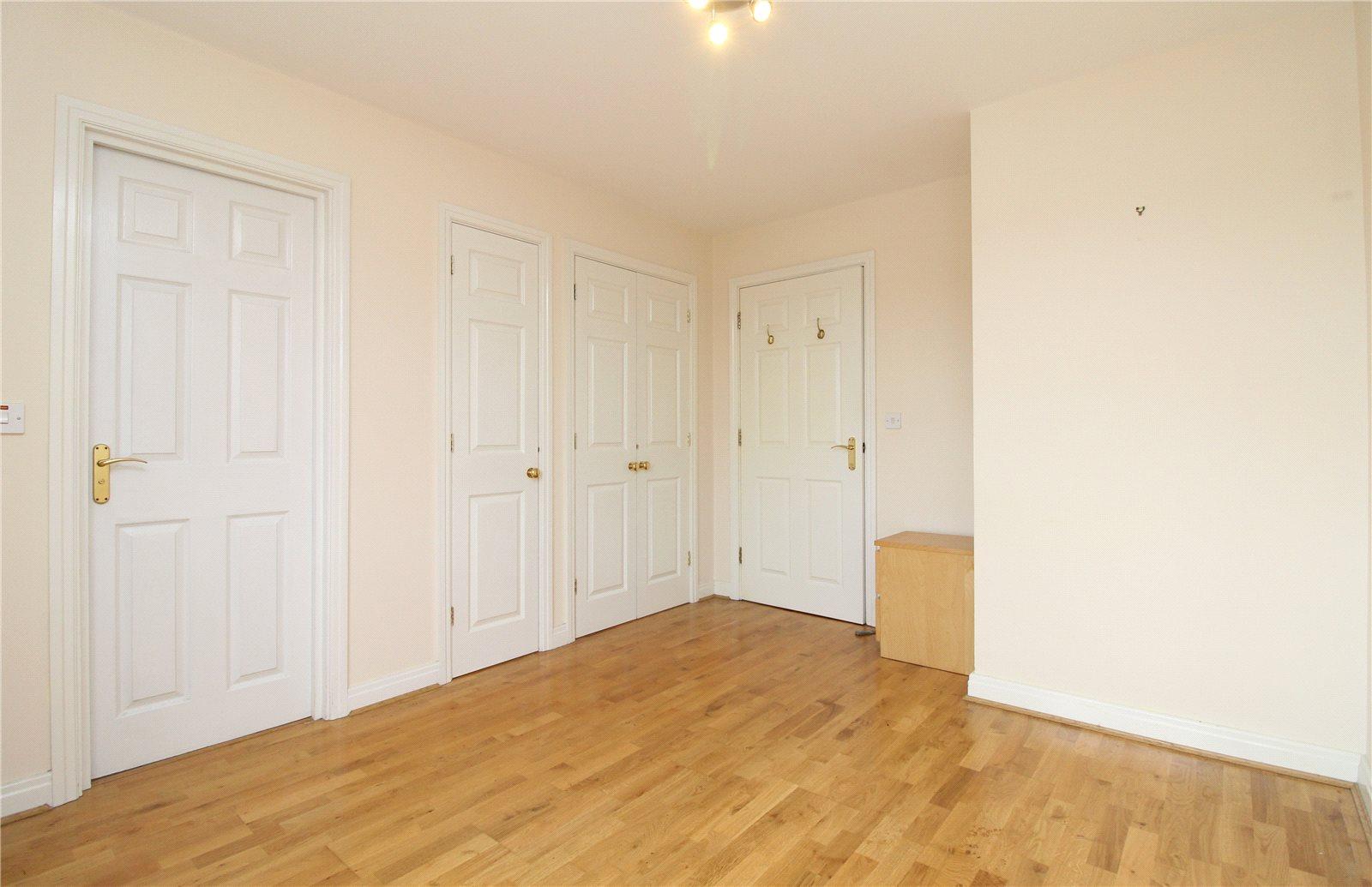 2 bedroom Apartment to rent - Martyn Gerrard