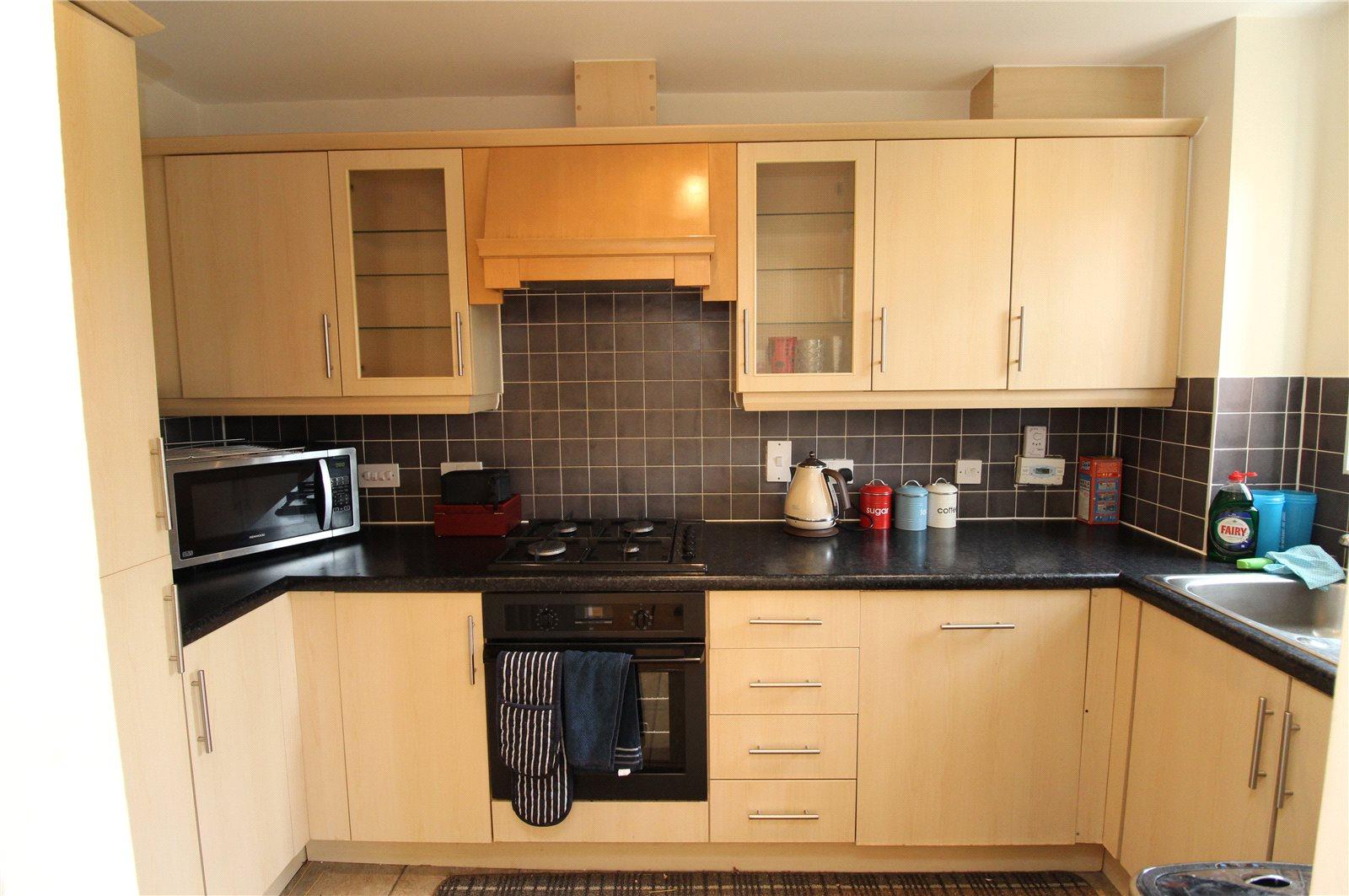 2 bedroom Apartment to rent + ' - Martyn Gerrard