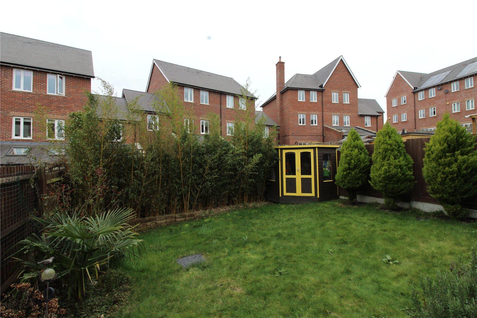 3 bedroom End of Terrace House to rent - Martyn Gerrard