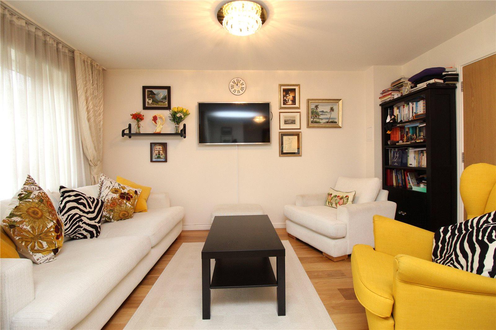 3 bedroom End of Terrace House to rent - Martyn Gerrard