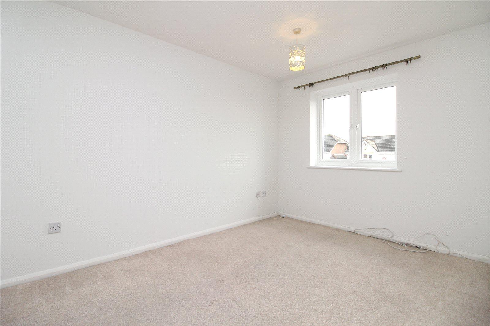3 bedroom Semi-Detached House to rent - Martyn Gerrard
