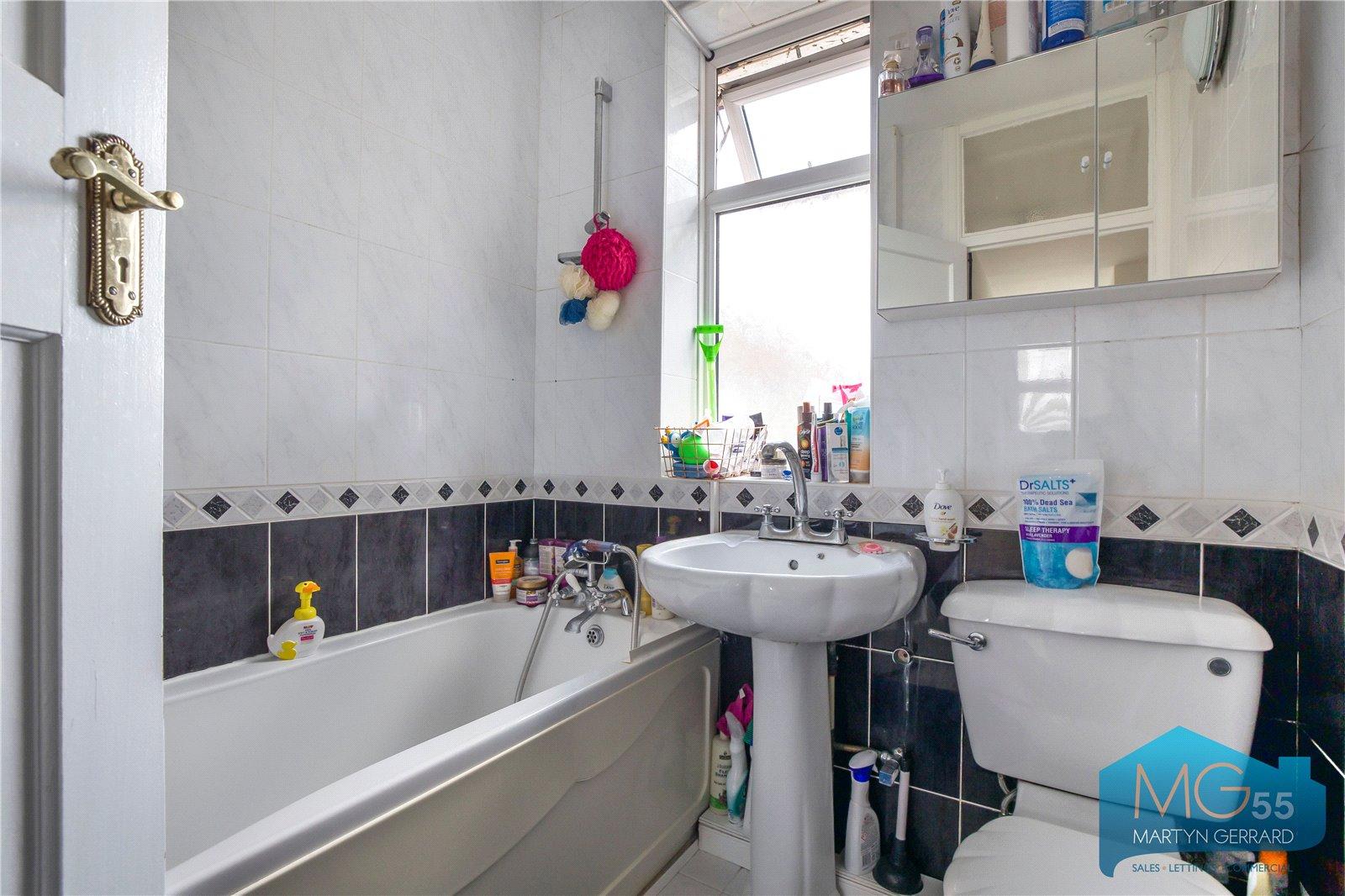 3 bedroom Maisonette to rent - Martyn Gerrard