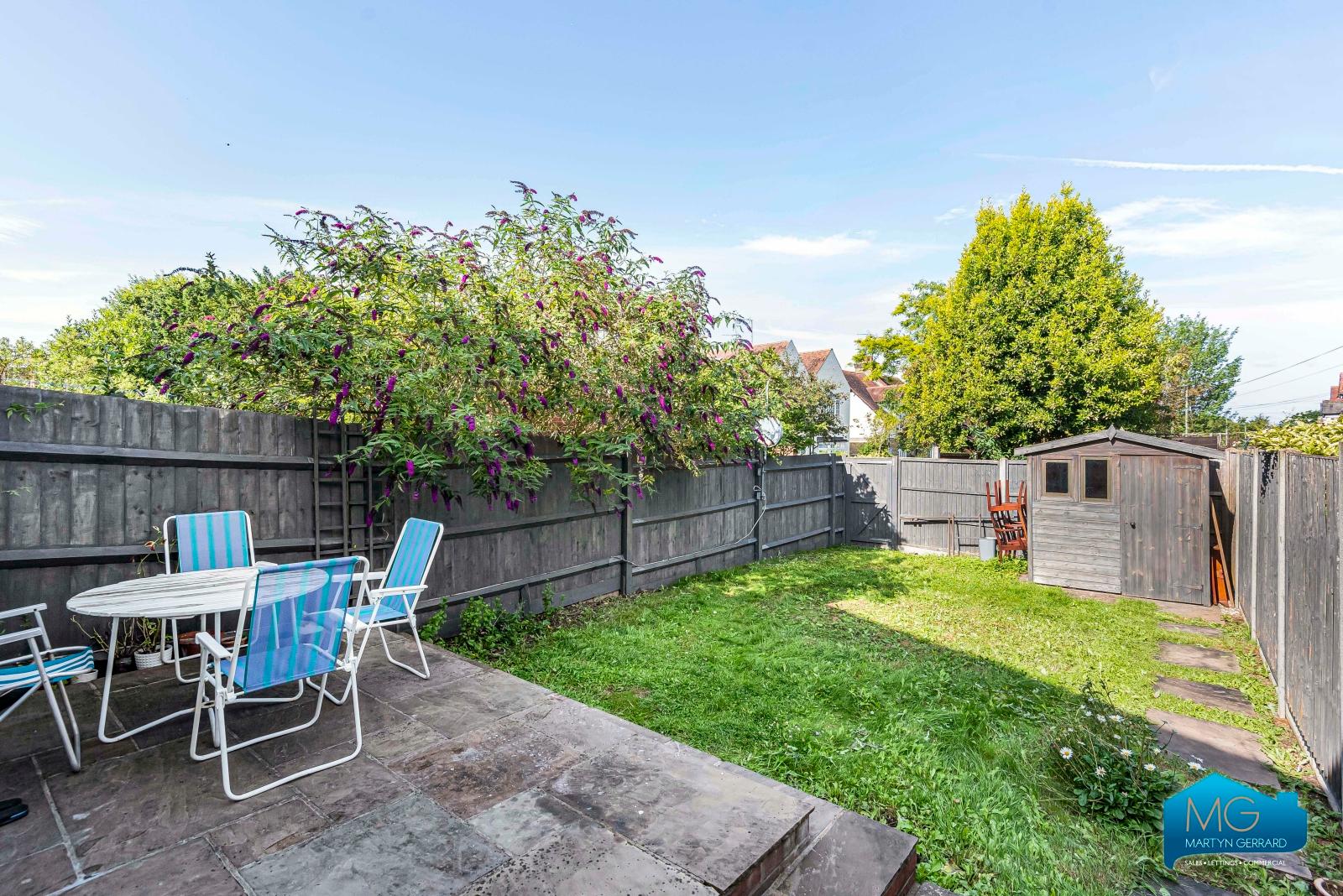 2 bedroom Ground Floor Flat to rent - Martyn Gerrard