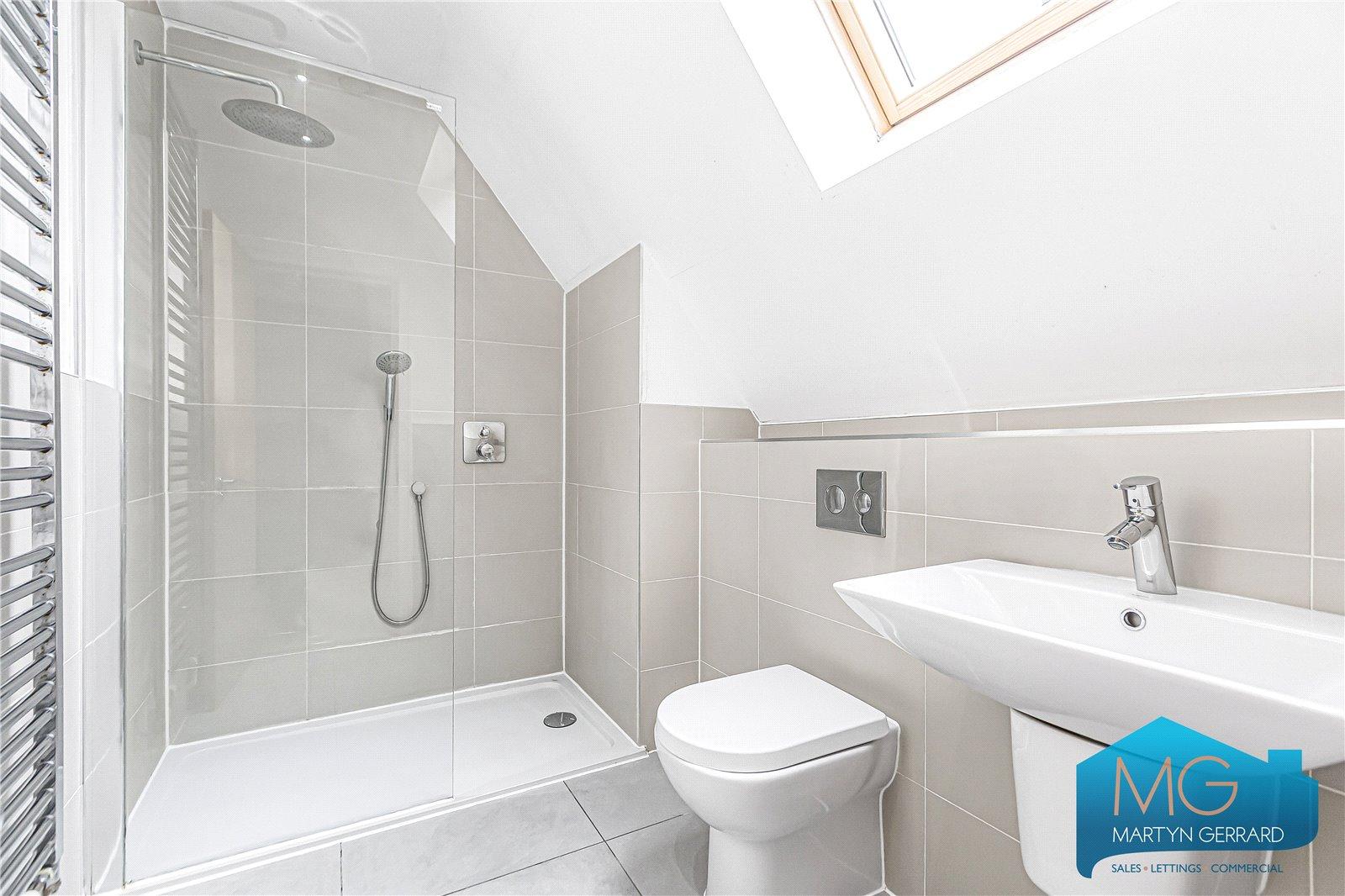 3 bedroom End of Terrace House to rent - Martyn Gerrard