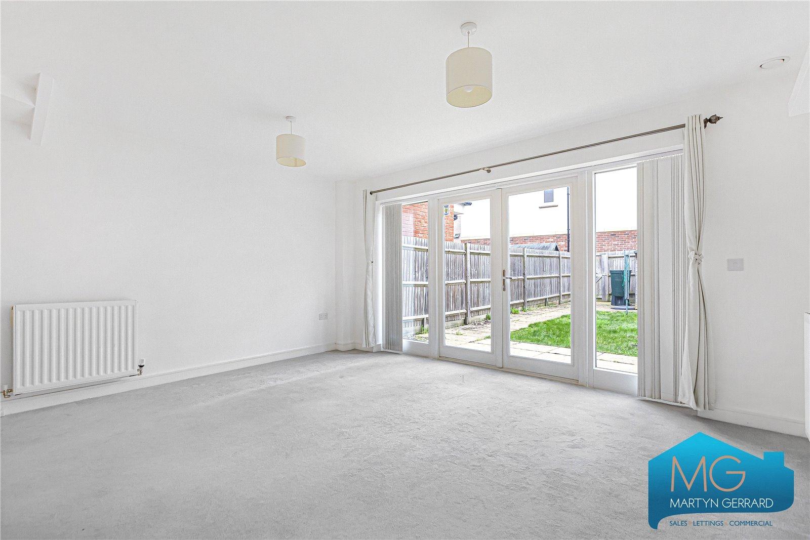 3 bedroom End of Terrace House to rent - Martyn Gerrard