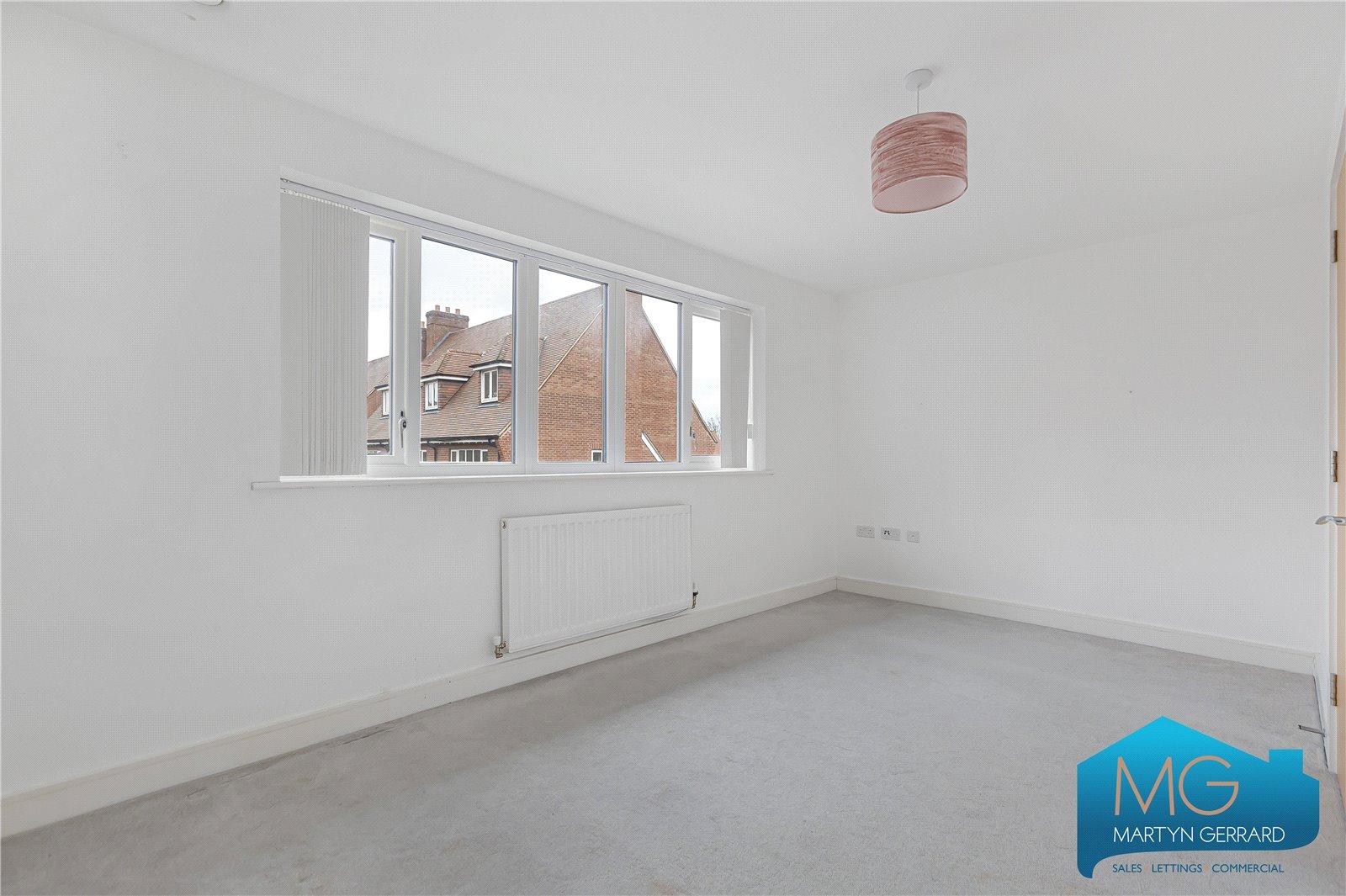 3 bedroom End of Terrace House to rent - Martyn Gerrard