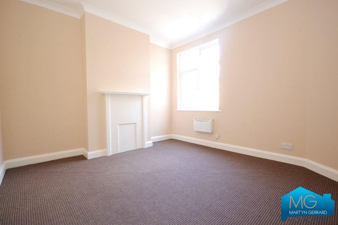 1 bedroom Apartment to rent - Martyn Gerrard