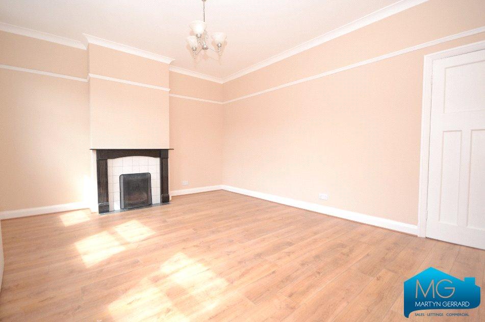 1 bedroom Apartment to rent + ' - Martyn Gerrard