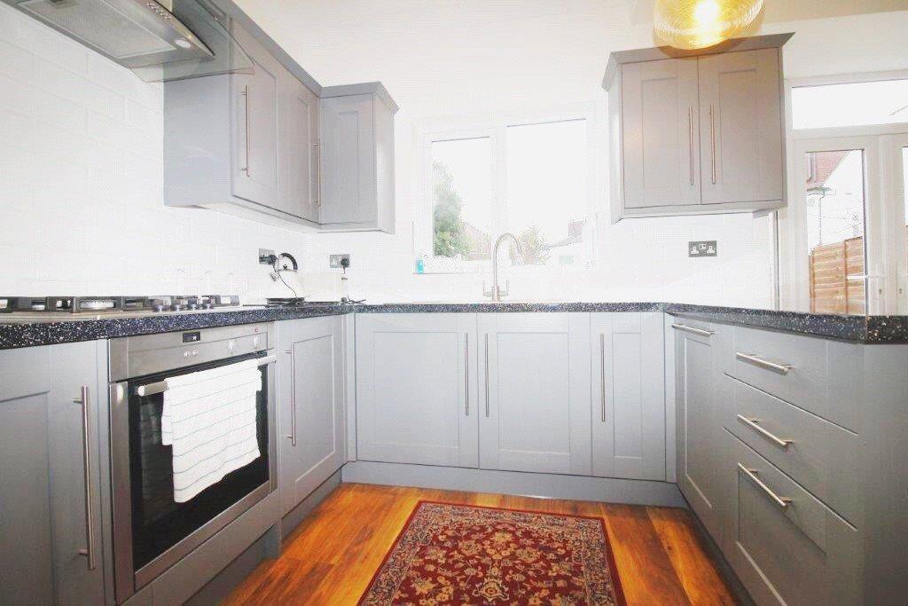 3 bedroom Terraced House to rent - Martyn Gerrard
