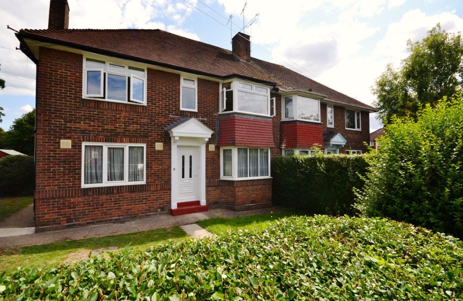 2 bedroom Apartment to rent - Martyn Gerrard