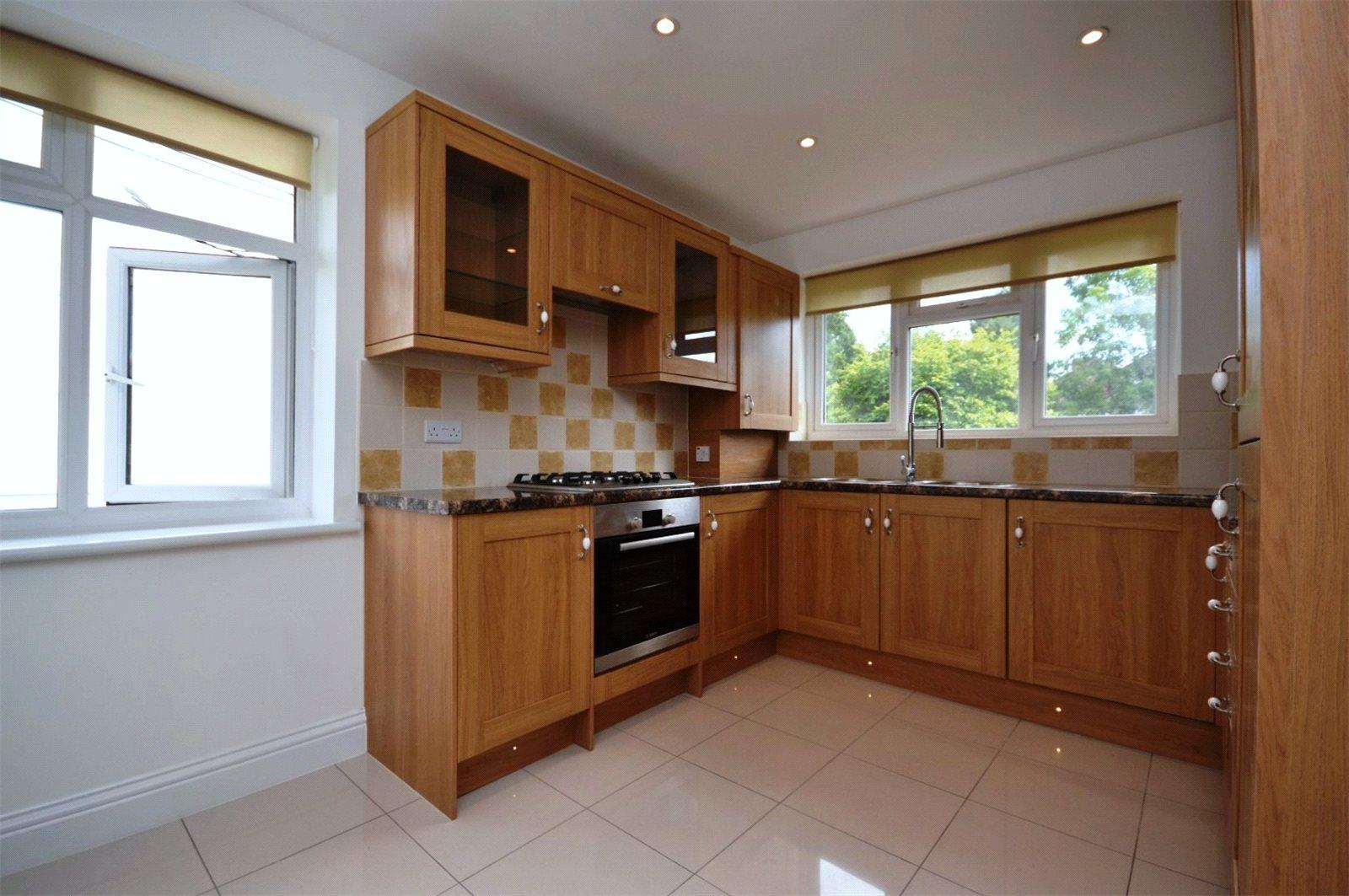 2 bedroom Apartment to rent - Martyn Gerrard