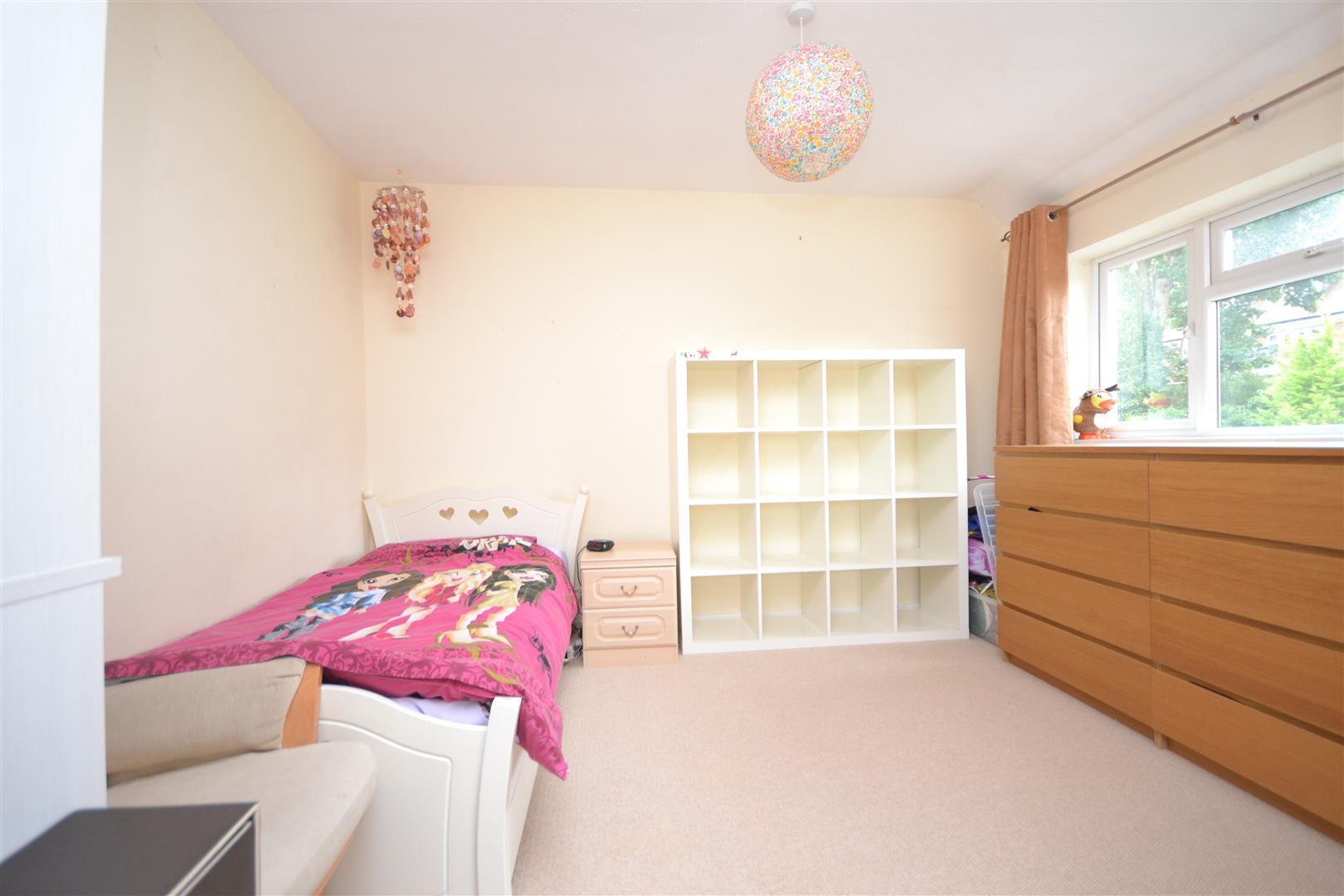 3 bedroom Semi-Detached House to rent + ' - Martyn Gerrard