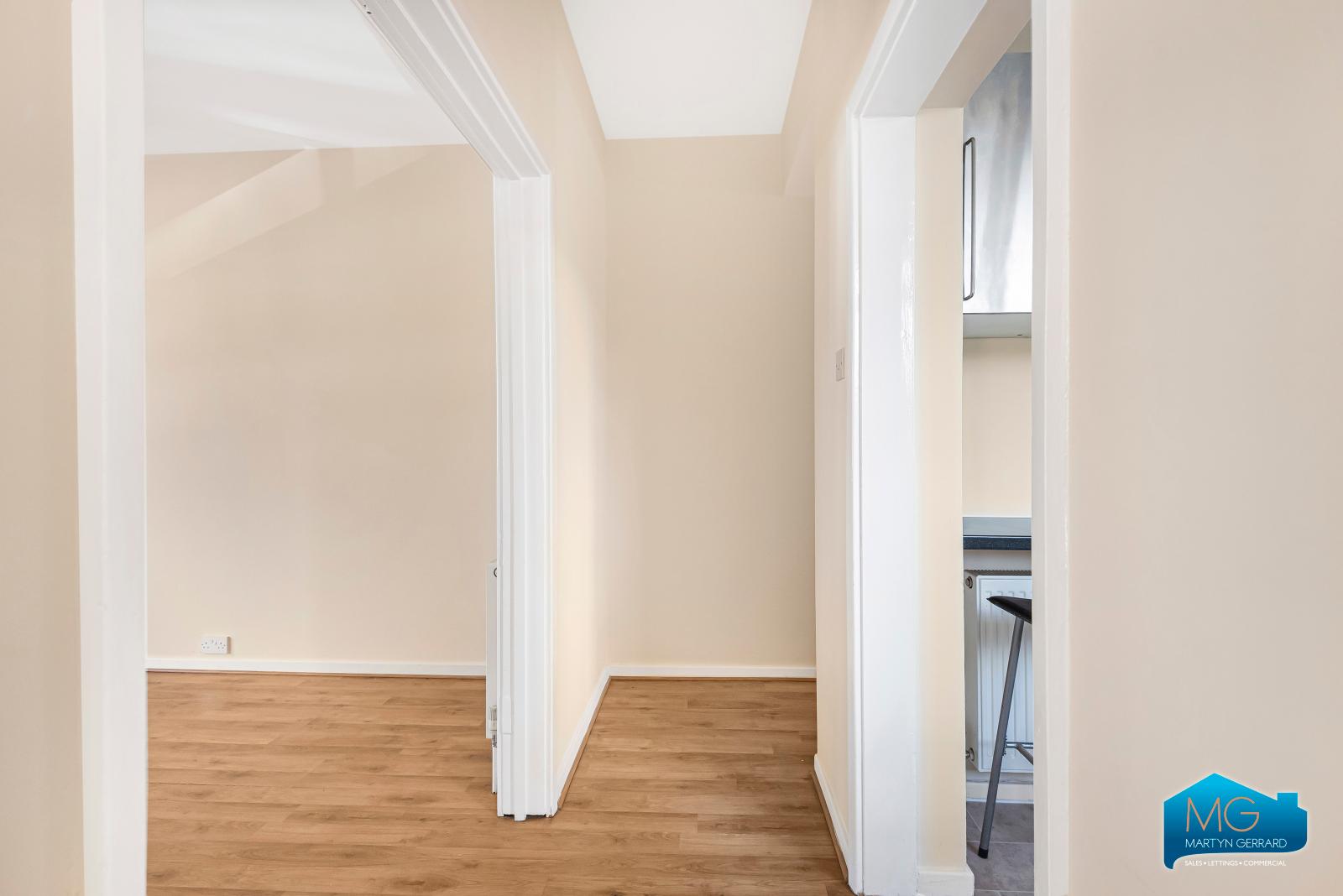 2 bedroom Maisonette to rent - Martyn Gerrard