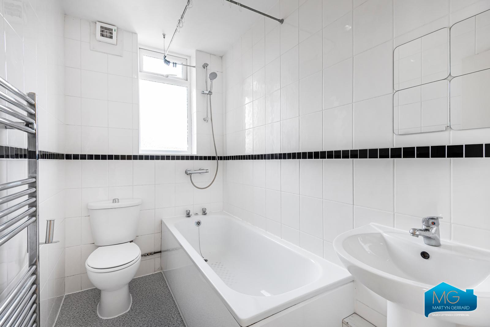2 bedroom Maisonette to rent - Martyn Gerrard