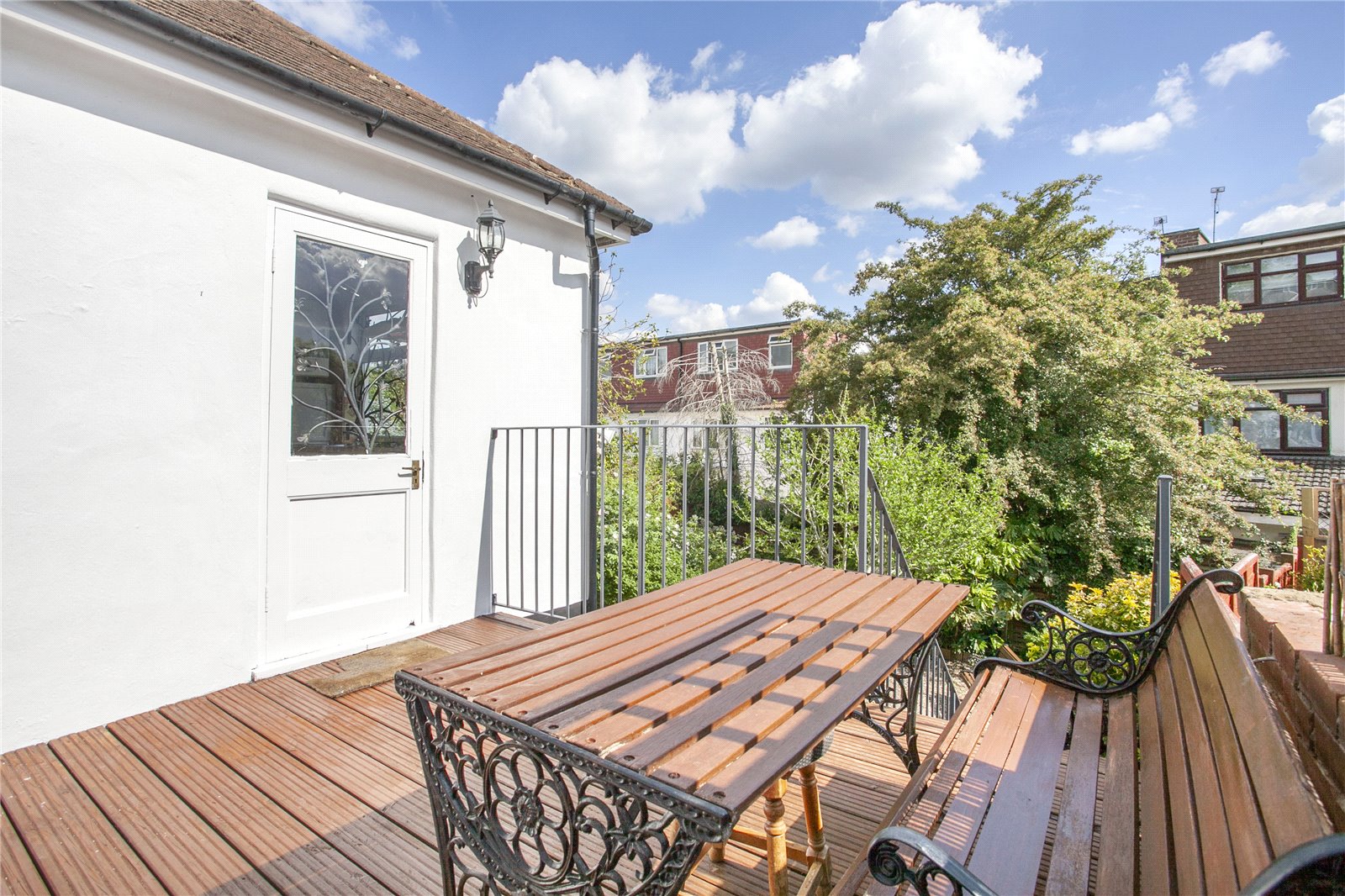 2 bedroom House to rent - Martyn Gerrard
