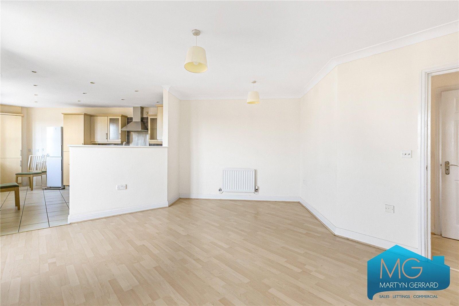 2 bedroom Apartment to rent - Martyn Gerrard