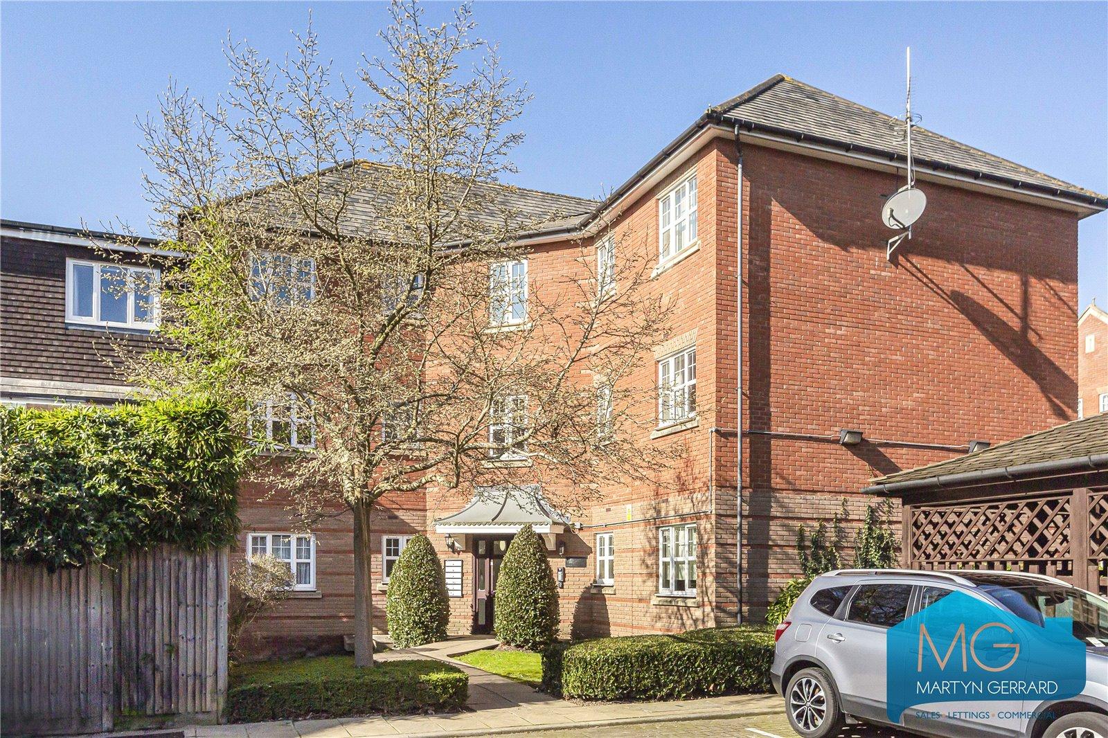 2 bedroom Apartment to rent - Martyn Gerrard