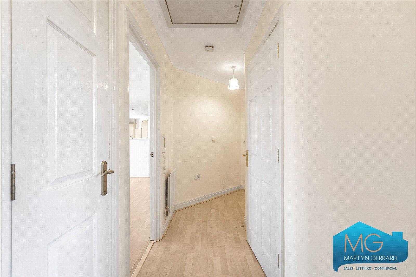 2 bedroom Apartment to rent - Martyn Gerrard