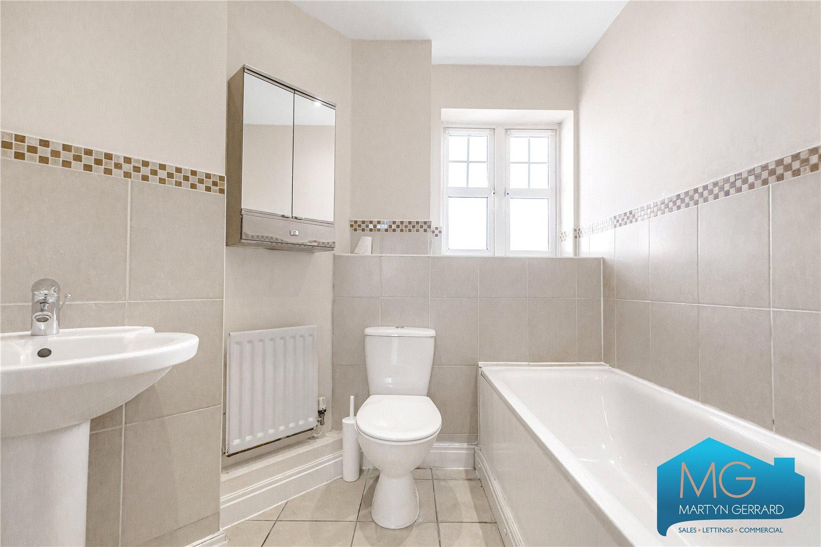 2 bedroom Apartment to rent - Martyn Gerrard