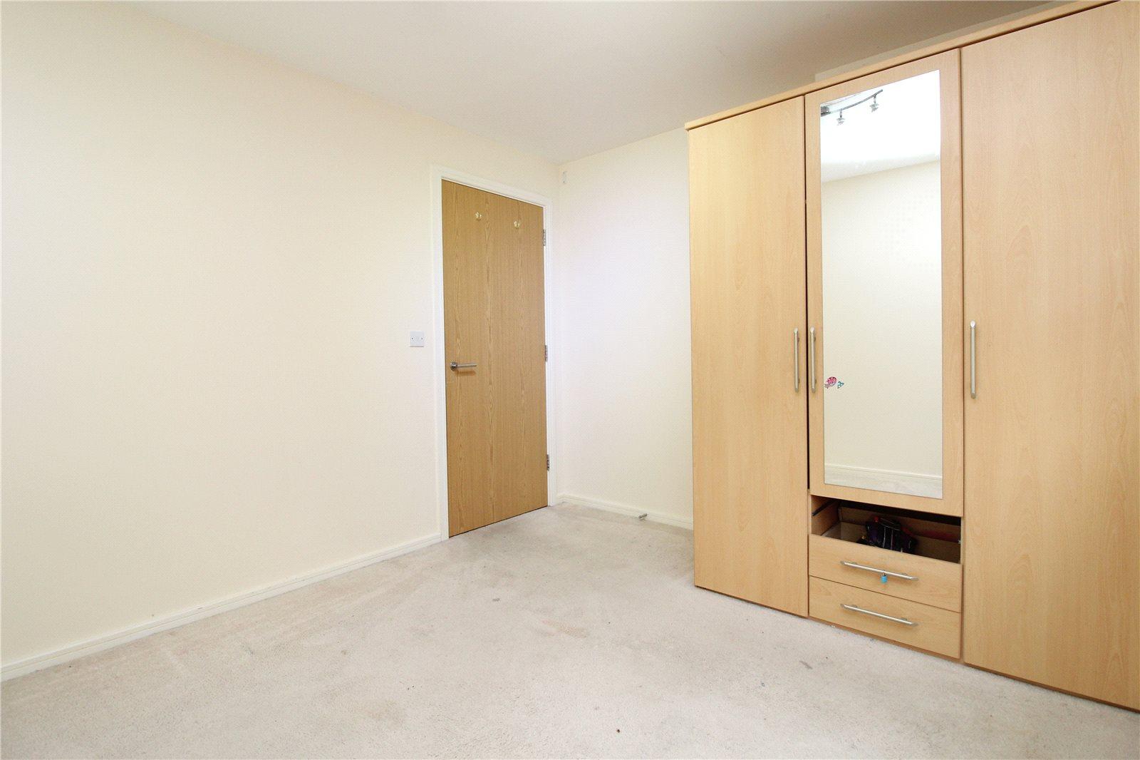 2 bedroom Apartment to rent - Martyn Gerrard