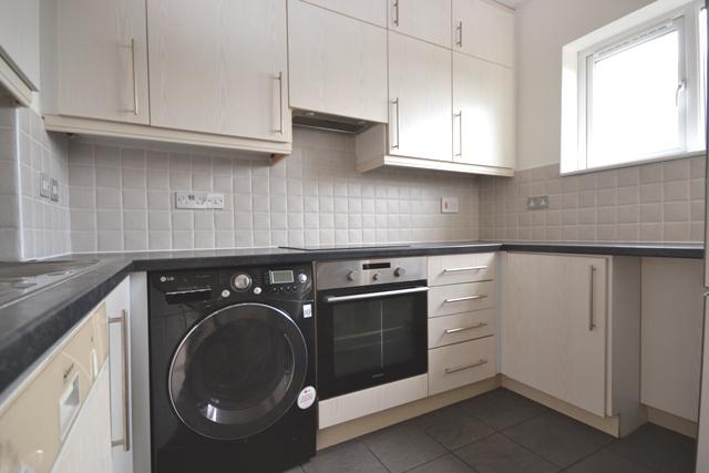 2 bedroom Apartment to rent + ' - Martyn Gerrard