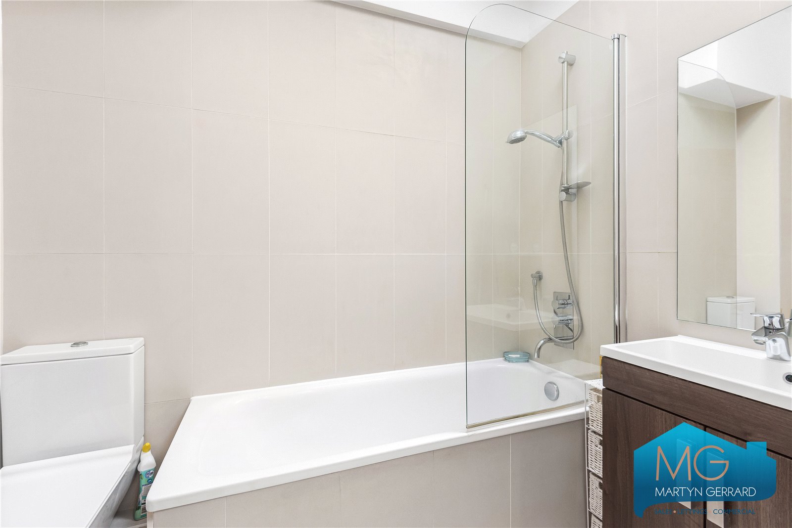 2 bedroom Maisonette for sale - Martyn Gerrard
