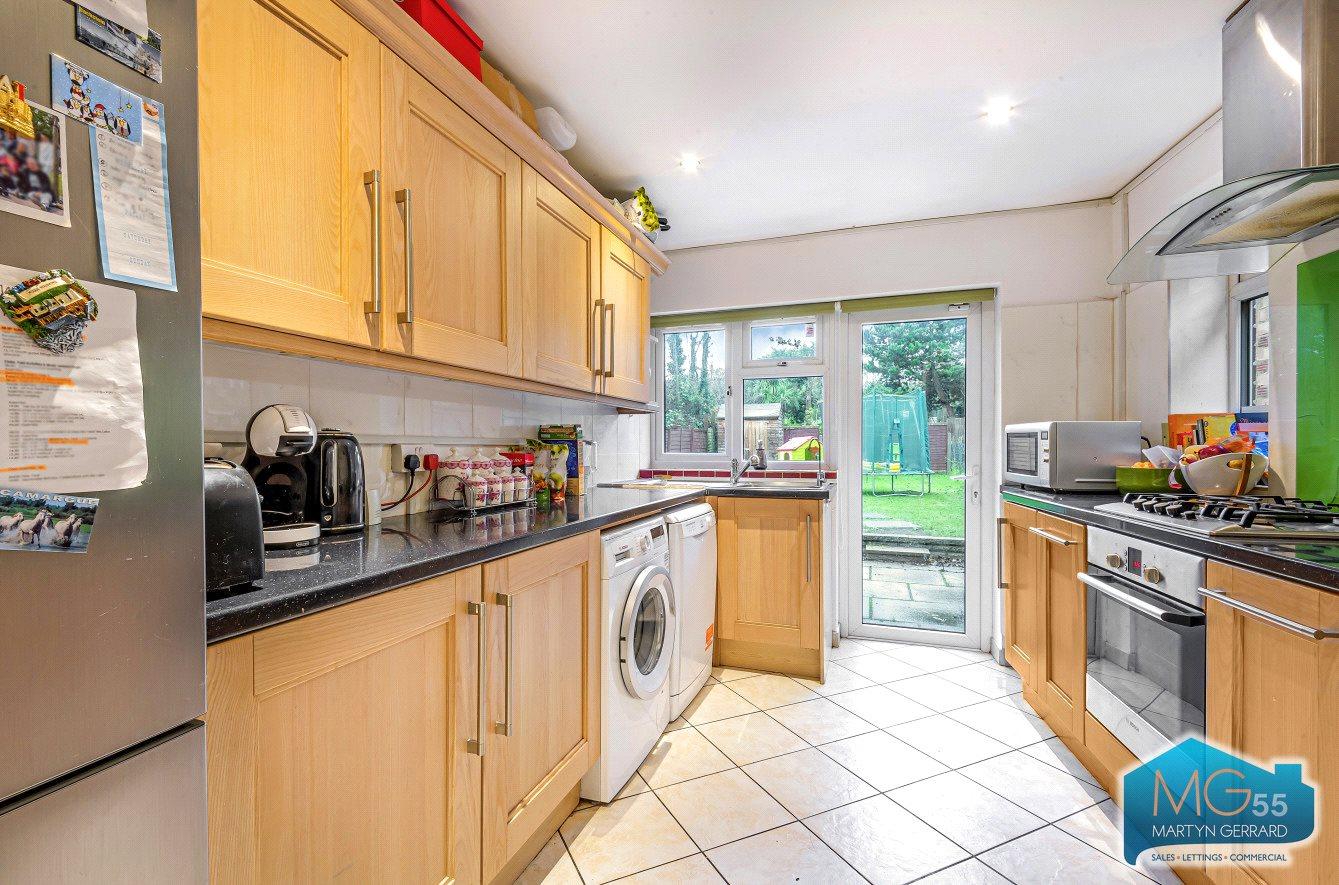 4 bedroom Terraced House to rent - Martyn Gerrard