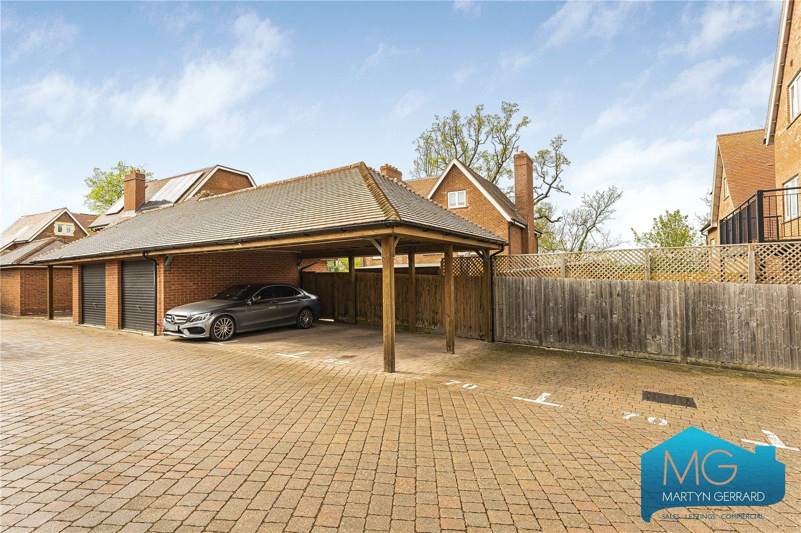 4 bedroom Semi-Detached House for sale - Martyn Gerrard