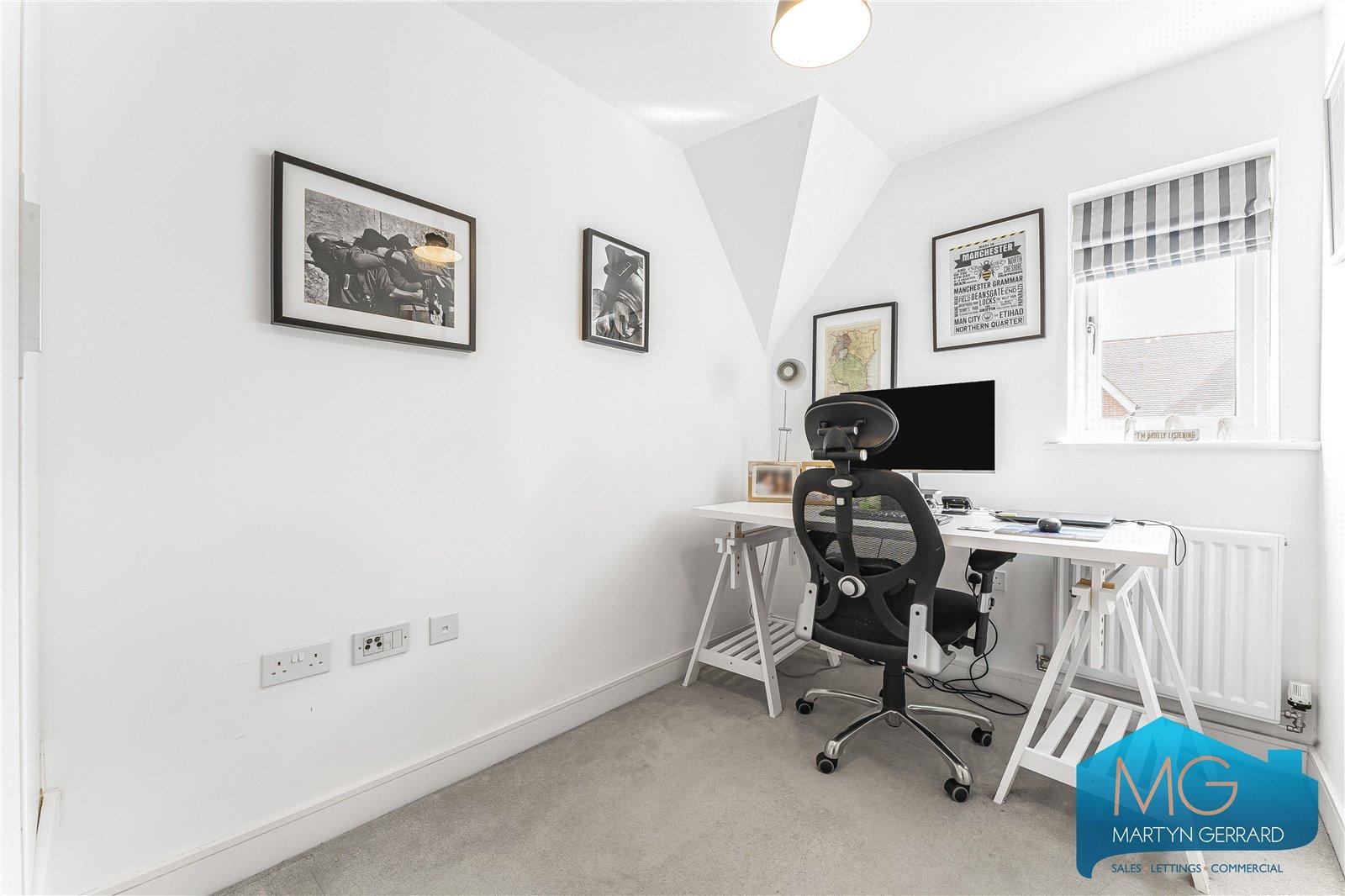 4 bedroom Semi-Detached House for sale - Martyn Gerrard